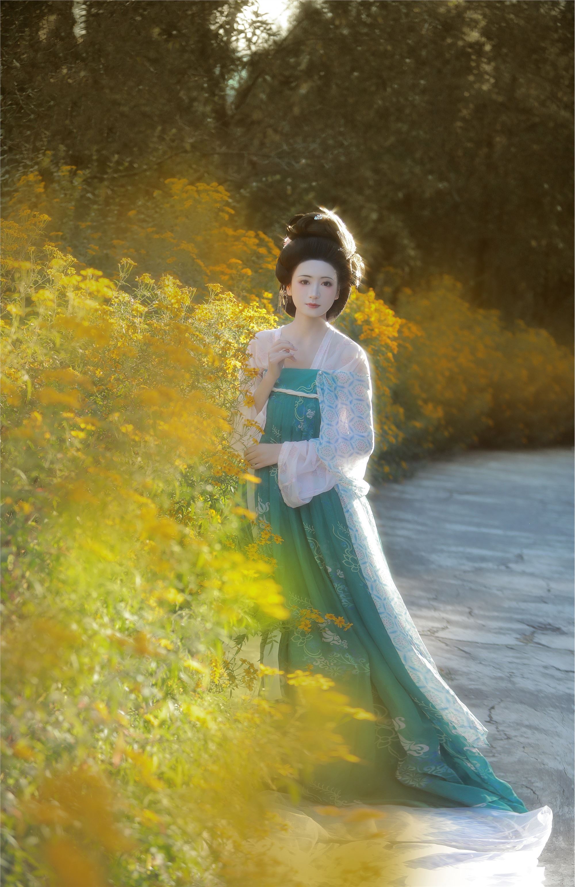 图片[2]-YITUYU艺图语期2025.01.25期橙黄橘绿时期瑜瑾-套图网