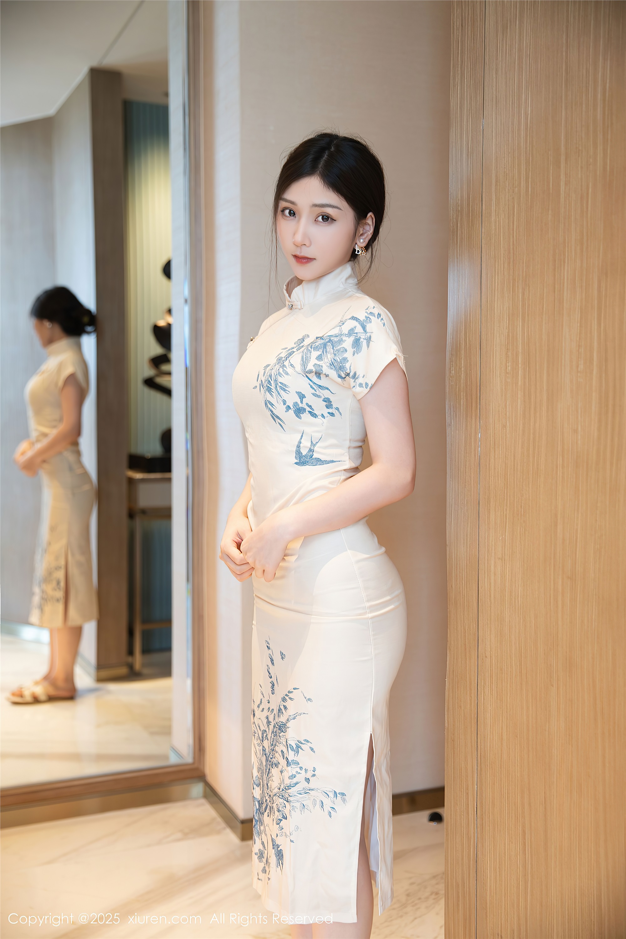 Xiuren秀人网期2025.07.31期N第10605期刘婷婷-套图网