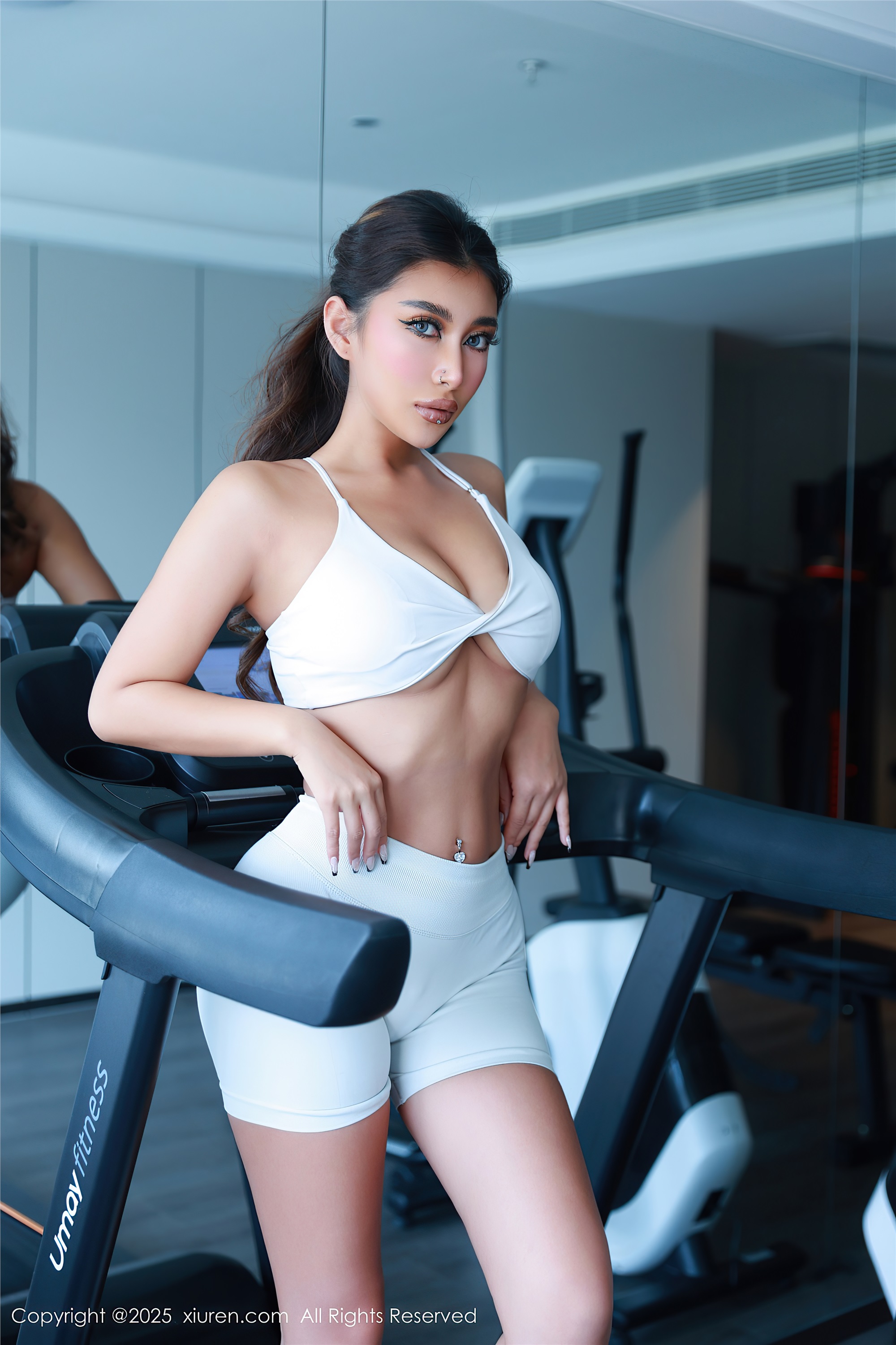 图片[5]-Xiuren秀人网期2025.08.05期N第10621期FE--套图网