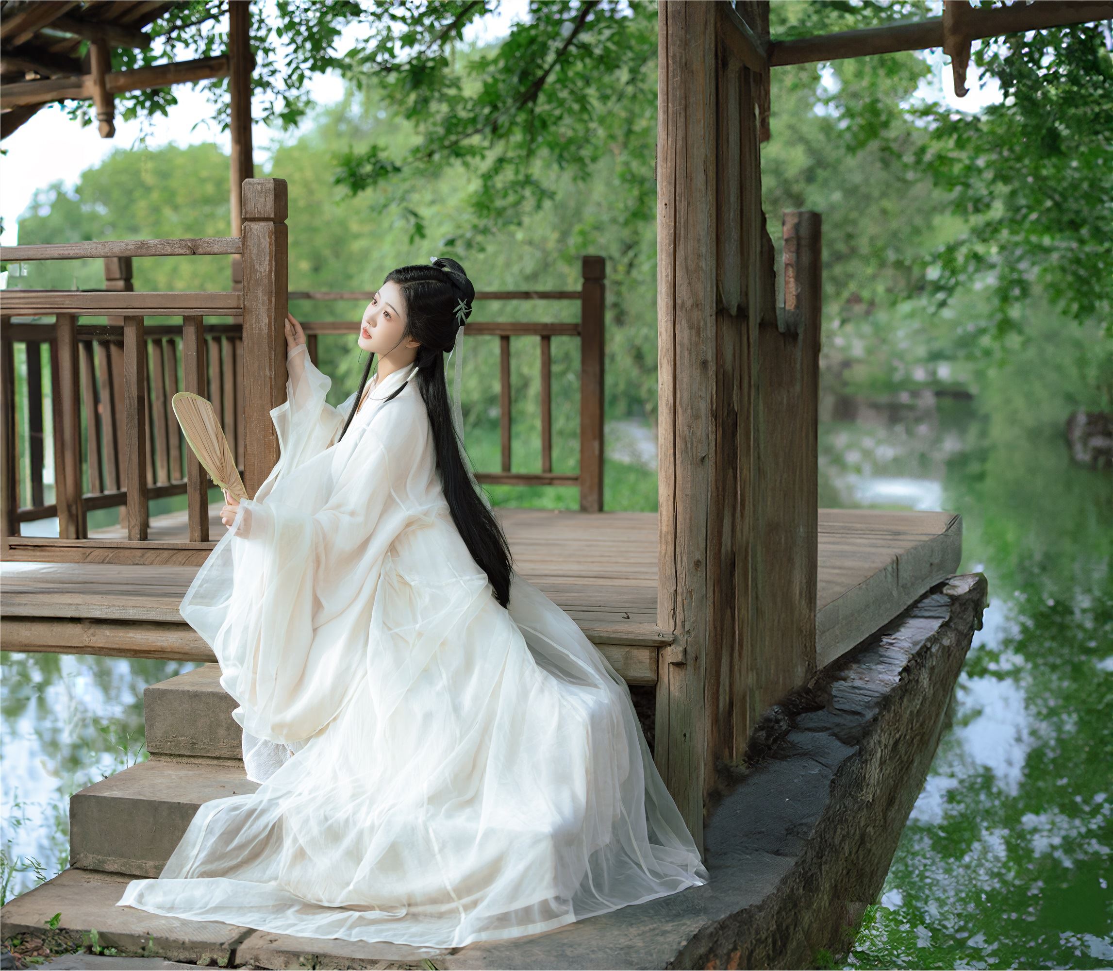 图片[2]-YITUYU艺图语期2025.01.26期夏日的风期若韵-套图网