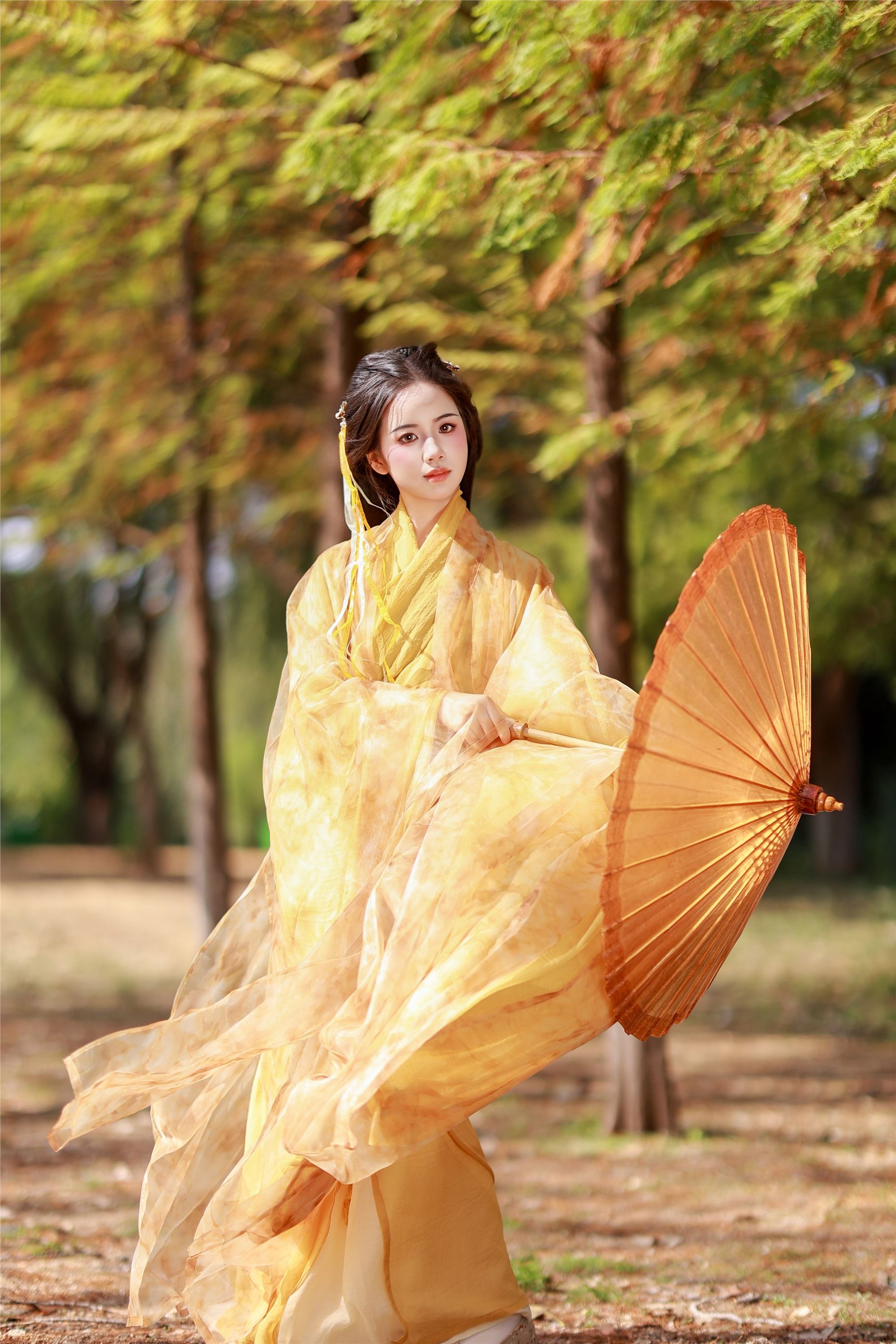 图片[2]-YITUYU艺图语期2025.01.26期黄衫女子期小杜同学-套图网