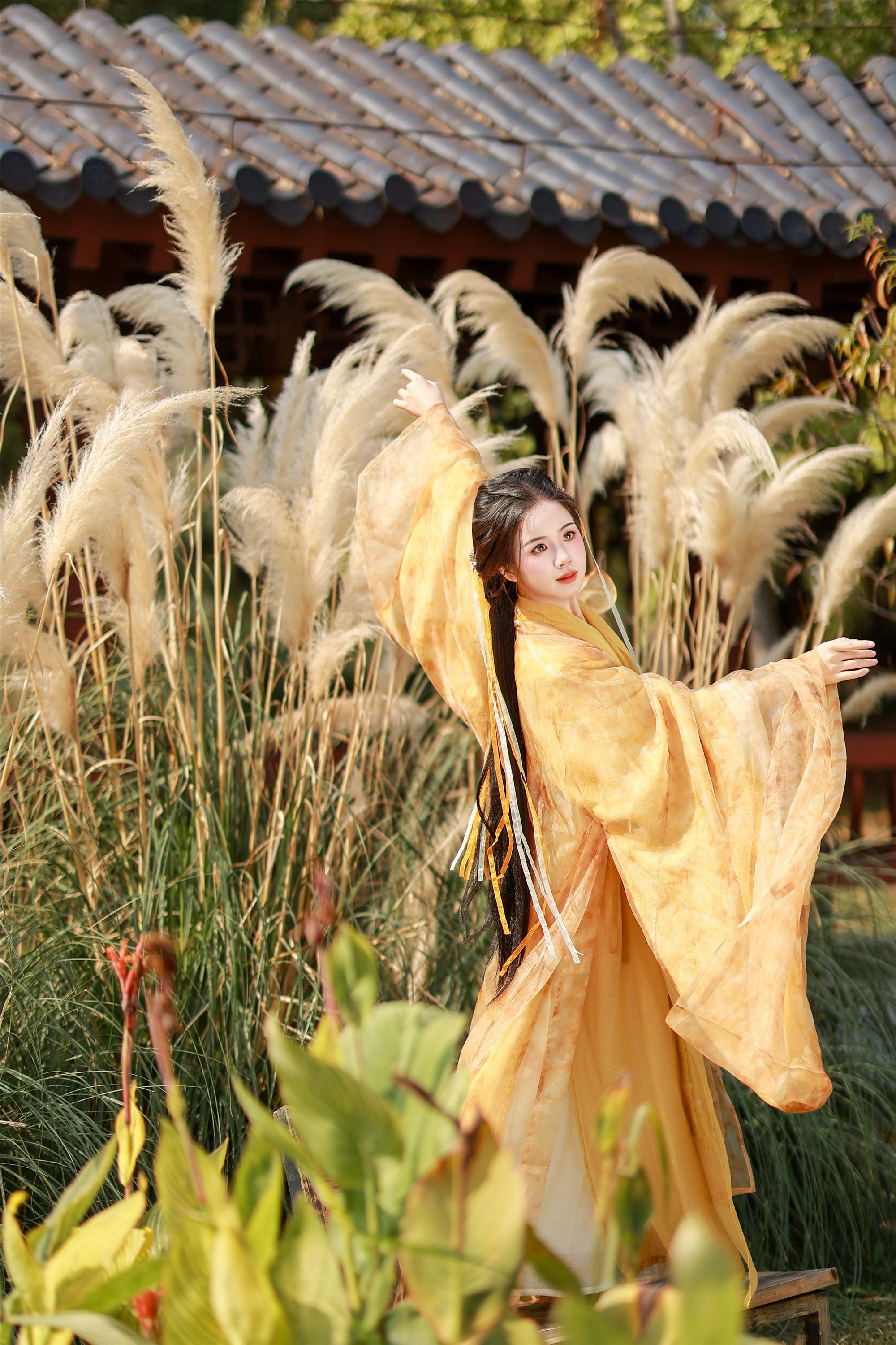 图片[9]-YITUYU艺图语期2025.01.26期黄衫女子期小杜同学-套图网