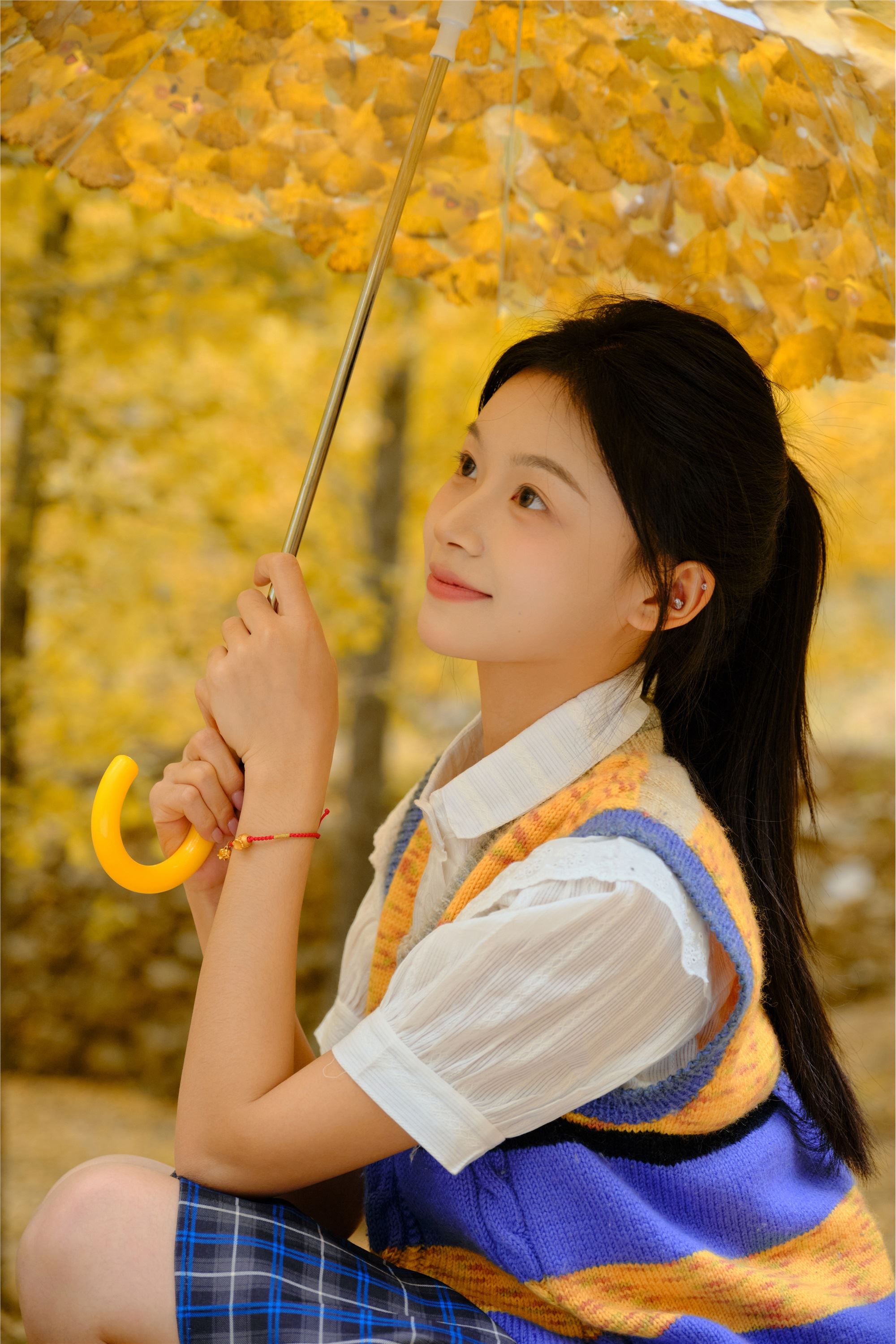 图片[2]-YITUYU艺图语期2025.01.27期银杏少女期小番茄-秀人网