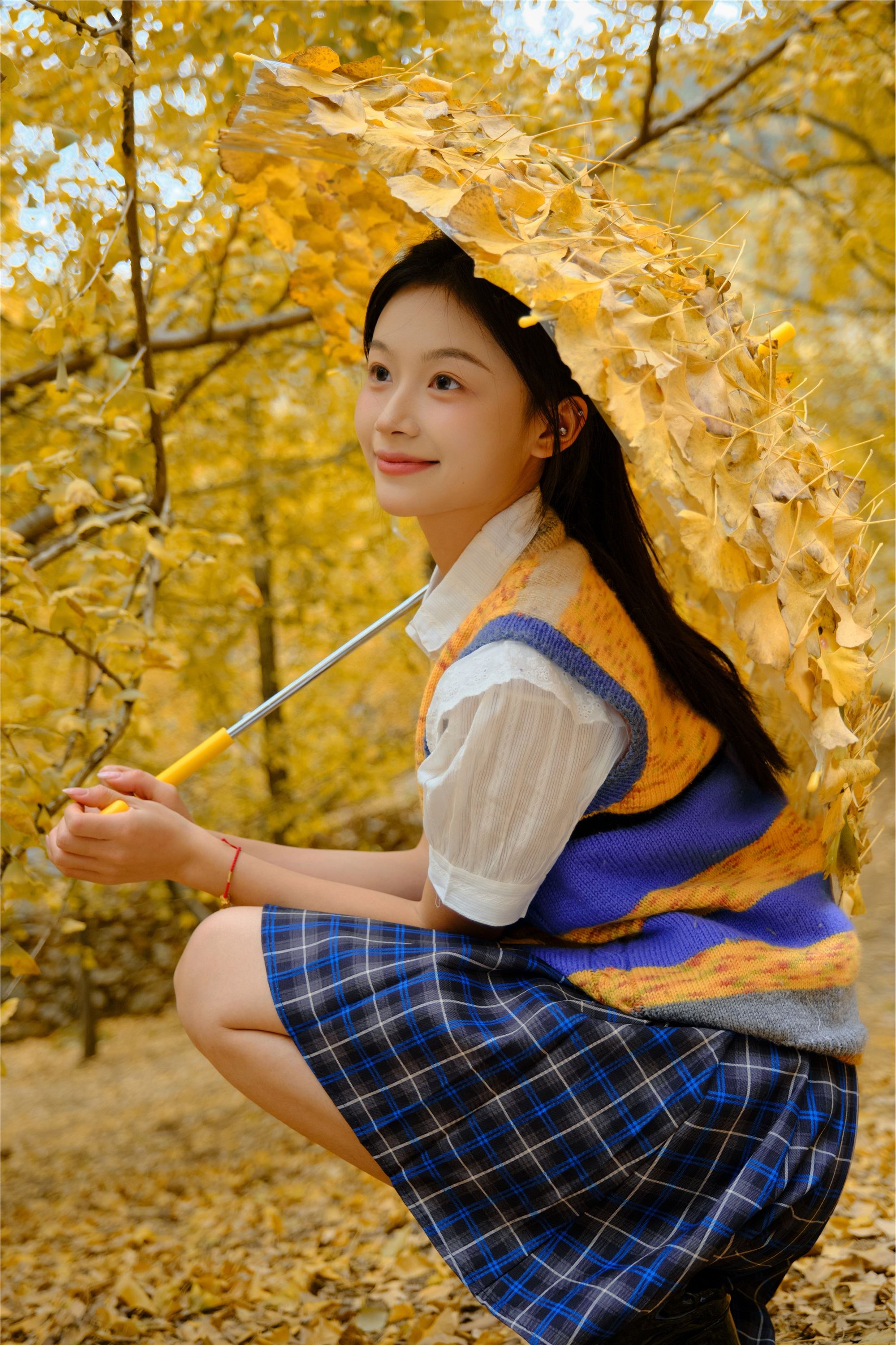 图片[4]-YITUYU艺图语期2025.01.27期银杏少女期小番茄-秀人网