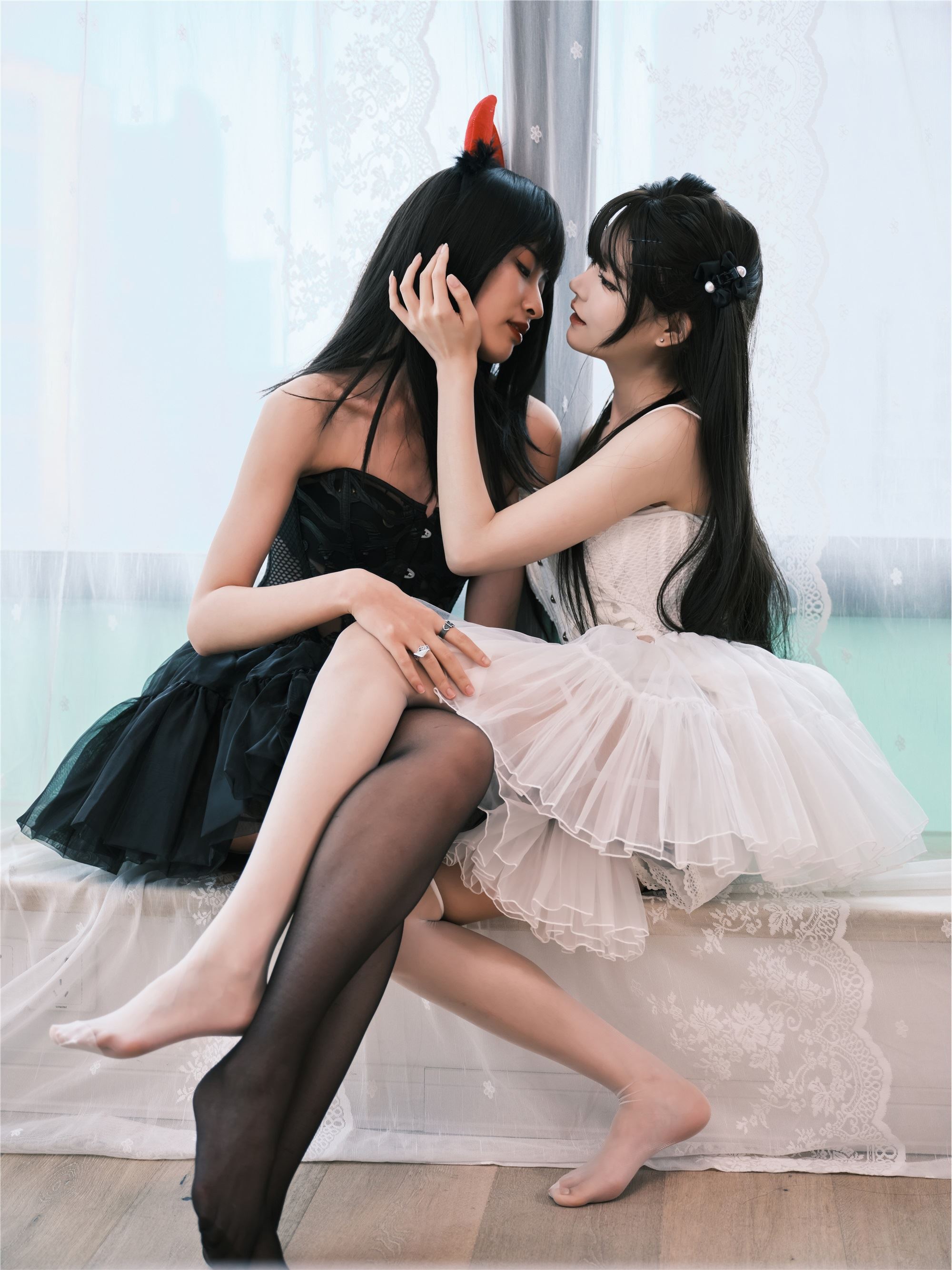 图片[2]-YITUYU艺图语期2025.01.27期黑天使与白天使期孟程程-秀人网