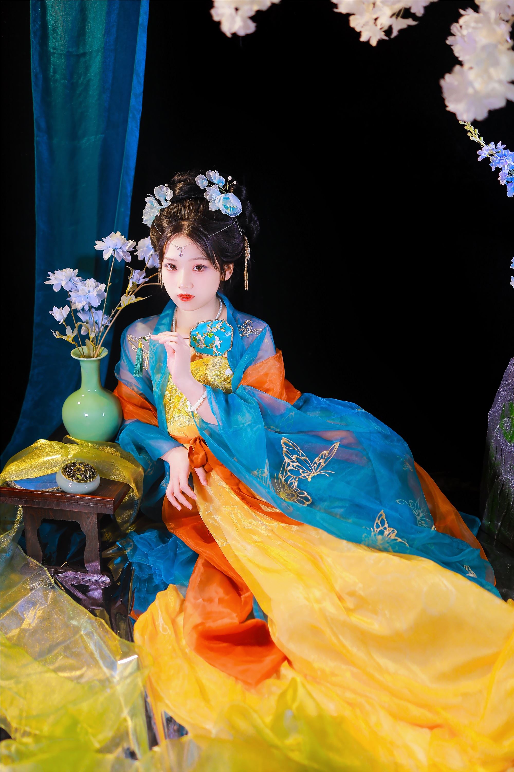 图片[9]-YITUYU艺图语期2025.01.28期虞美人期周周Ay-秀人网