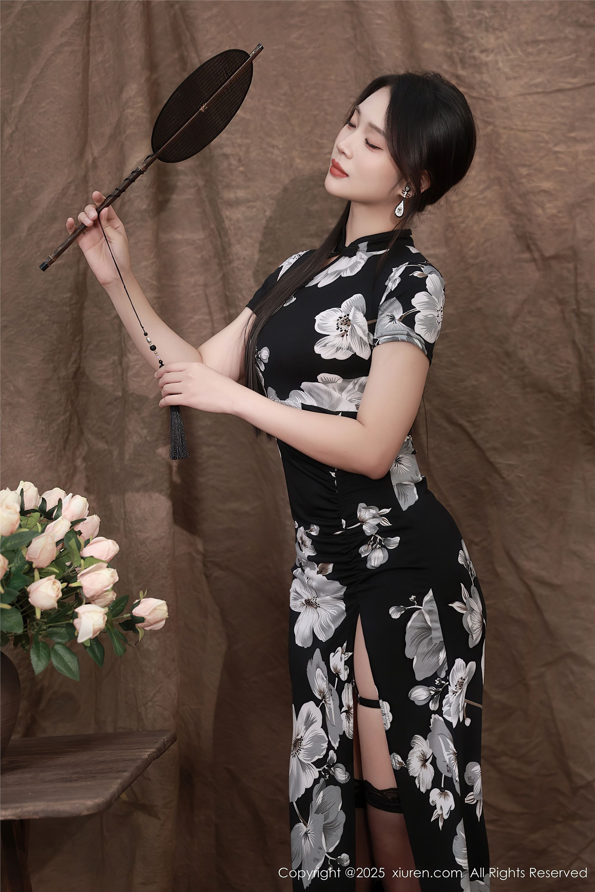 图片[4]-Xiuren秀人网期2025.08.15期N第10655期南乔-套图网