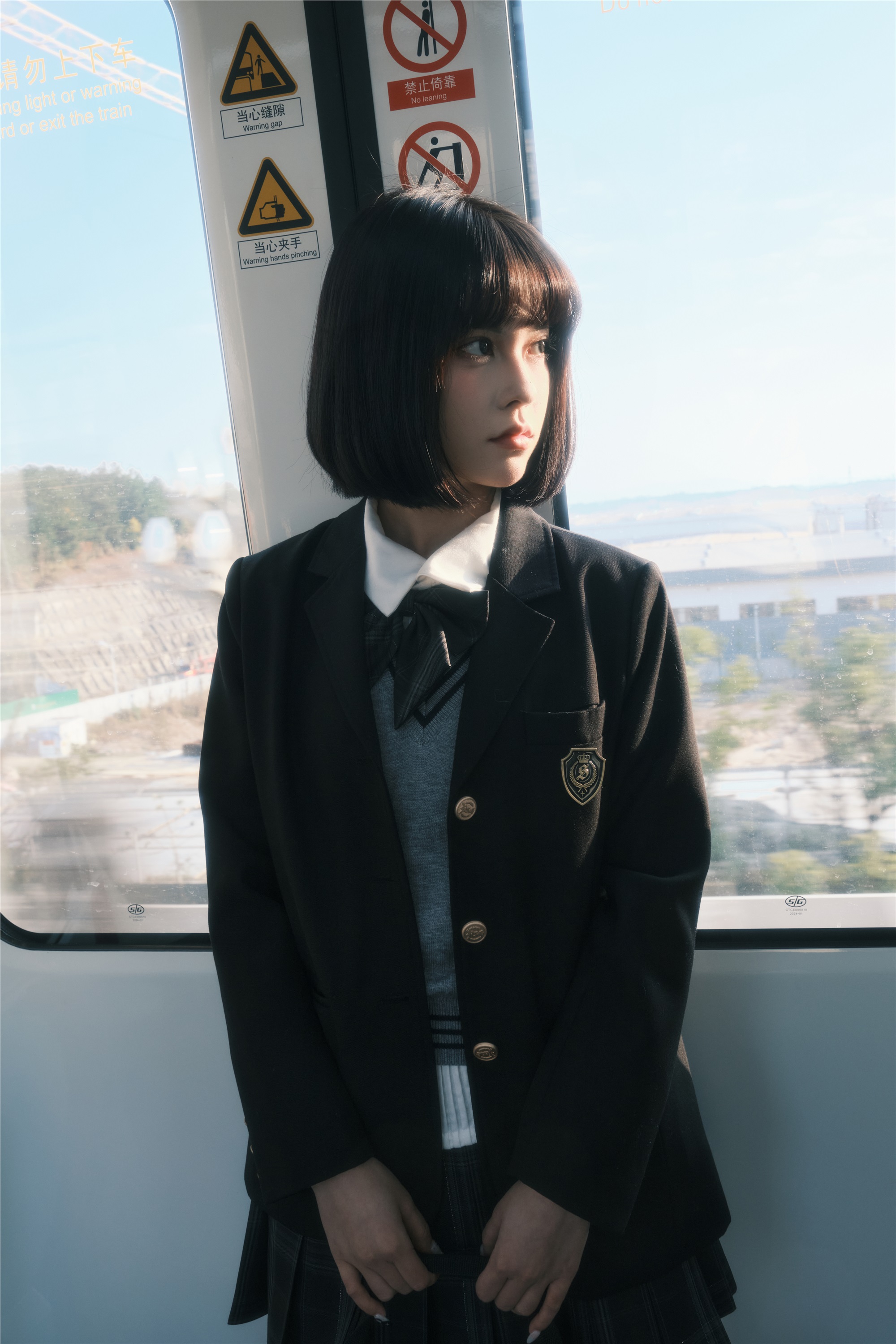 图片[3]-YITUYU期艺图语期2025.03.05期地铁少女期悲伤薯条555-秀人网