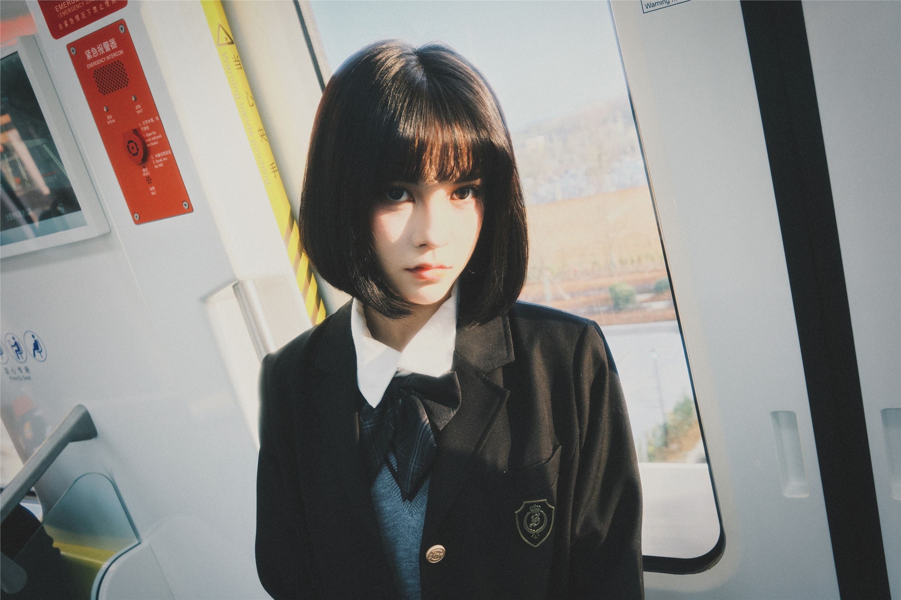 图片[5]-YITUYU期艺图语期2025.03.05期地铁少女期悲伤薯条555-秀人网