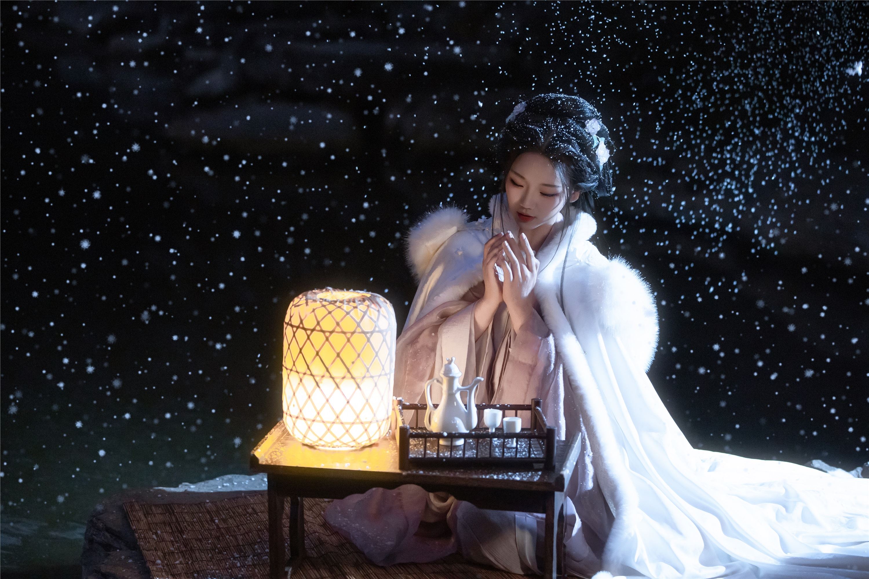 图片[2]-YITUYU期艺图语期2025.03.06期风雪夜归人期晚江亭-秀人网