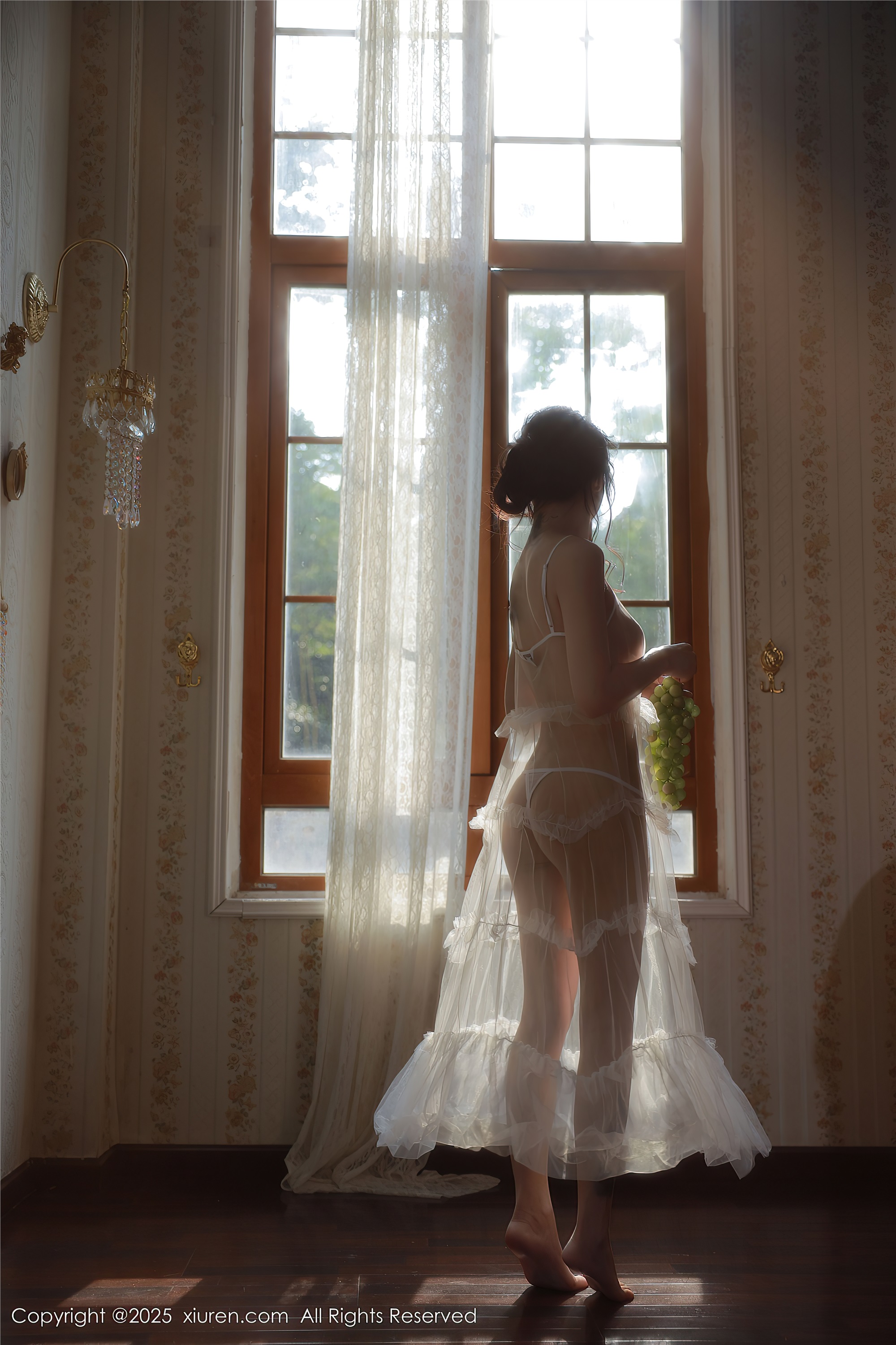 图片[3]-Xiuren秀人网期2025.09.24期N第10799期佘贝拉Bella-套图网