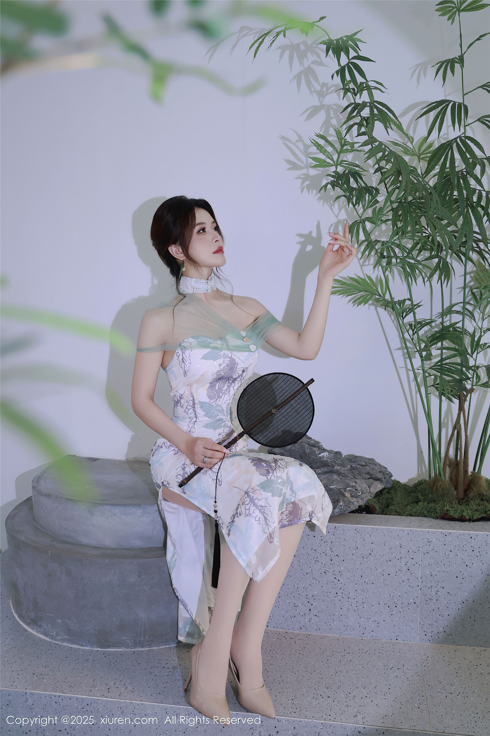 图片[3]-Xiuren秀人网期2025.08.27期N第10694期阿依莎-秀人网