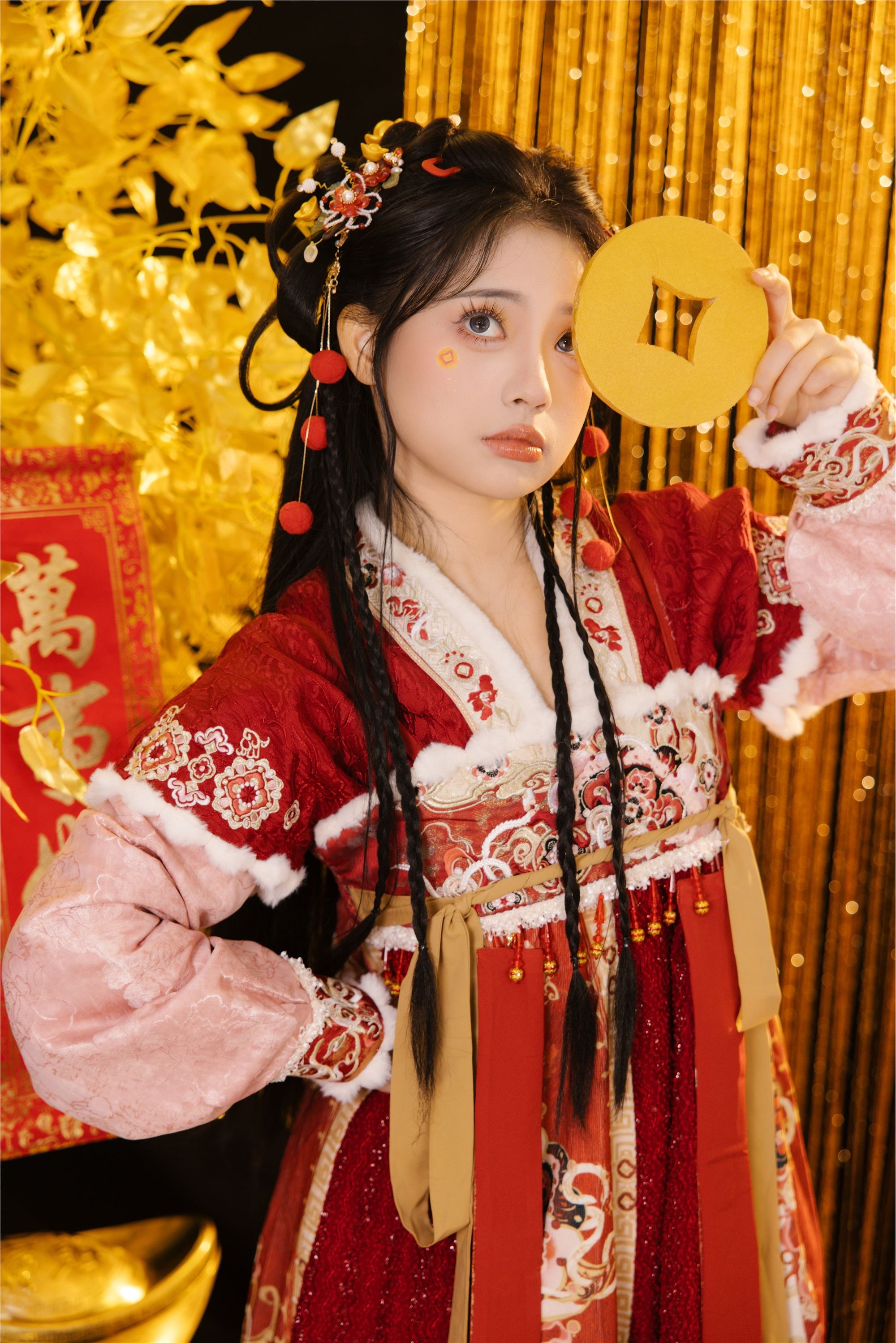 图片[7]-YITUYU艺图语期2025.01.30期蛇年大吉期衔鹿-秀人网