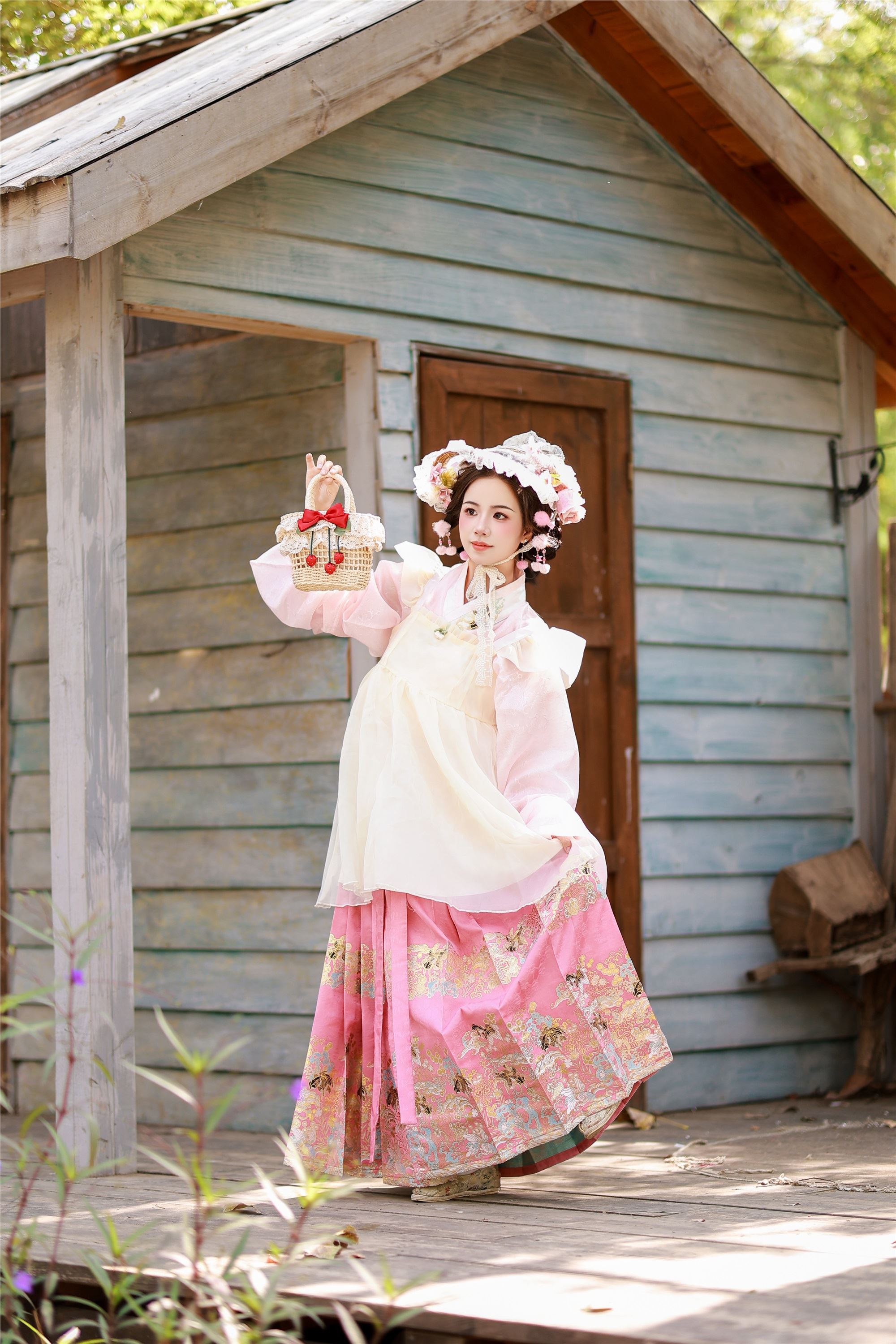 图片[2]-YITUYU艺图语期2025.02.01期草莓甜心期小杜同学-套图网