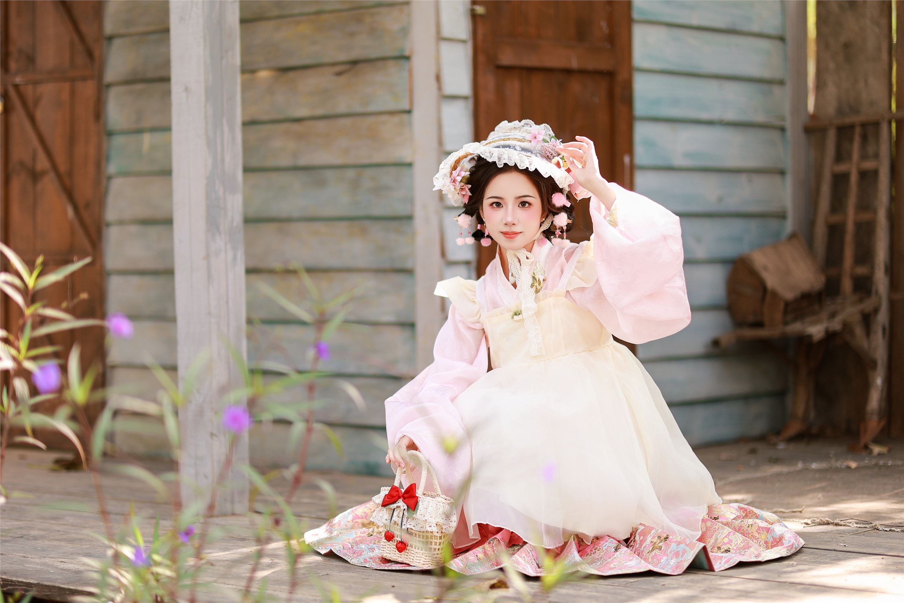 图片[4]-YITUYU艺图语期2025.02.01期草莓甜心期小杜同学-套图网