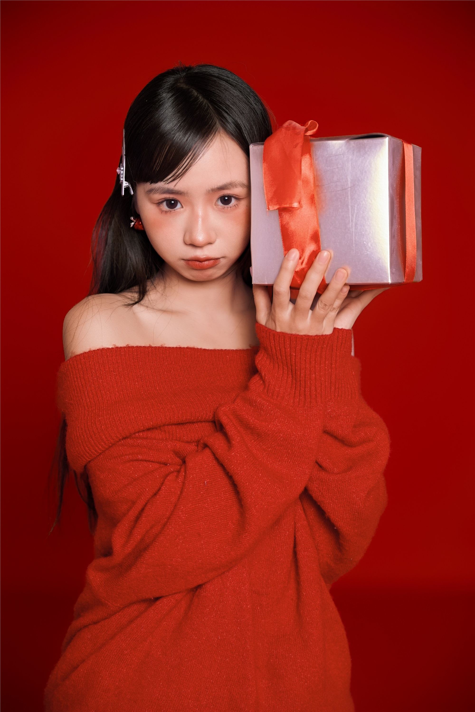 图片[3]-YITUYU艺图语期2025.02.01期红色圣诞期是三金呀-秀人网