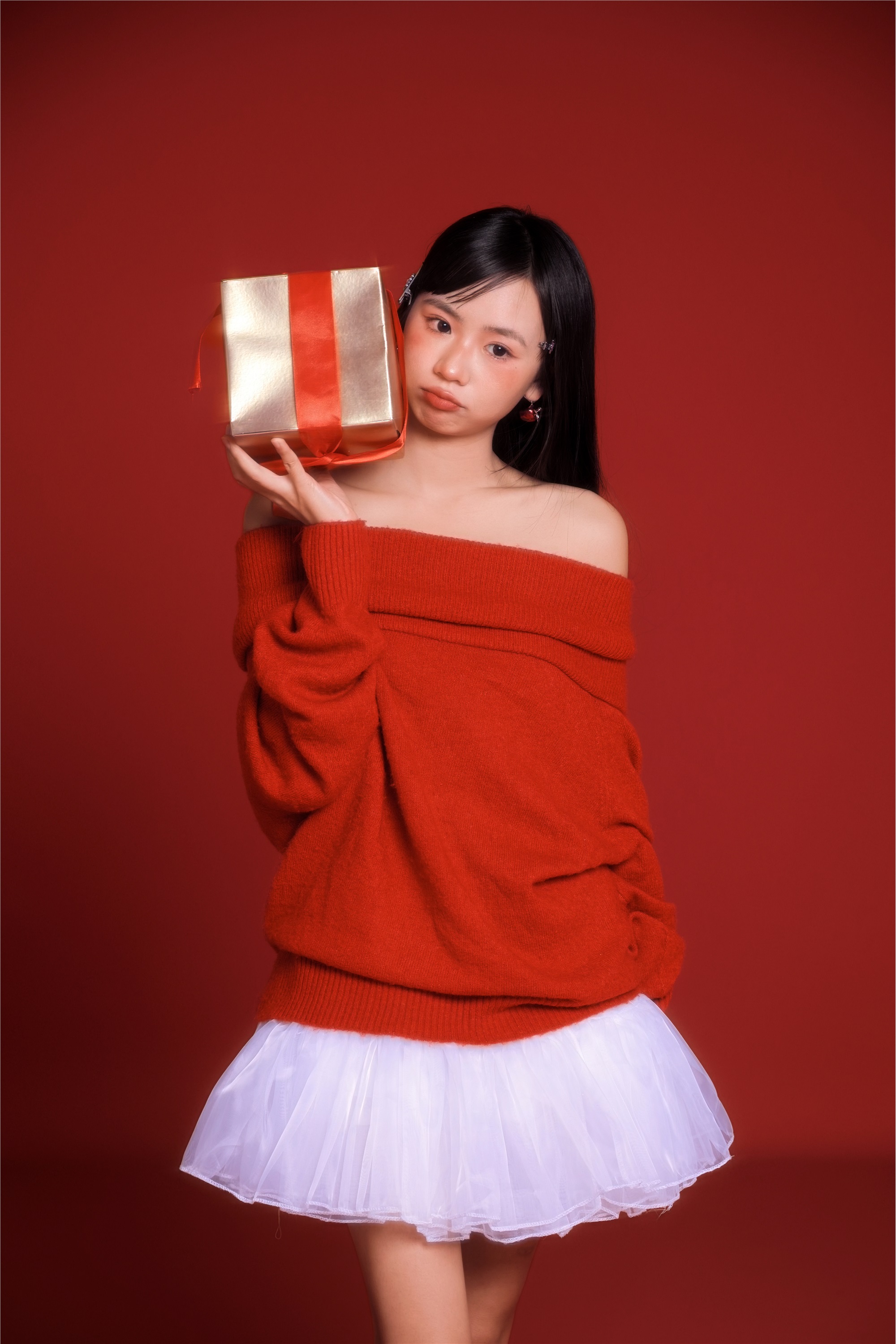 图片[6]-YITUYU艺图语期2025.02.01期红色圣诞期是三金呀-秀人网