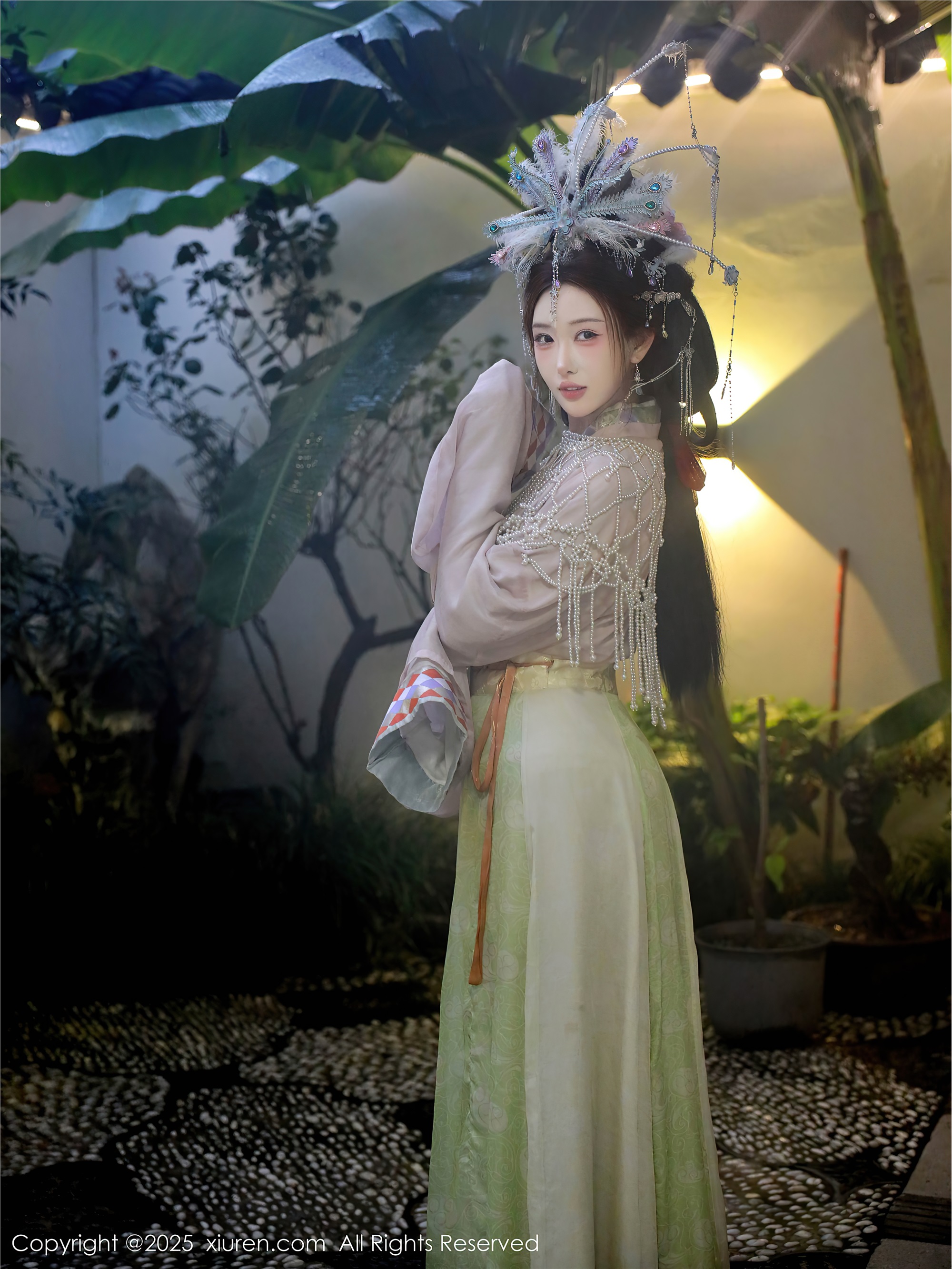 Xiuren秀人网期2025.09.05期N第10736期梨霜儿-套图网