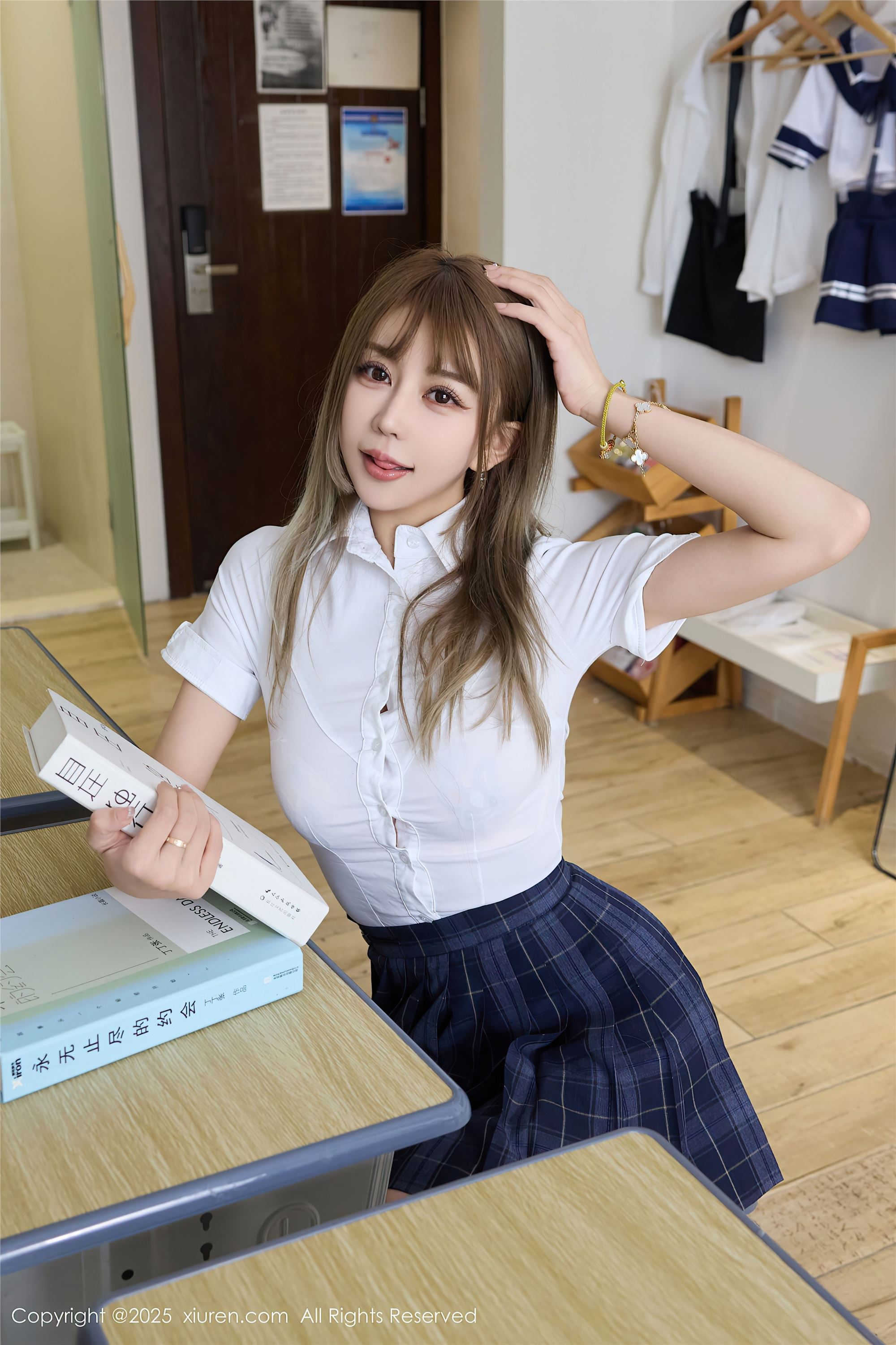图片[3]-Xiuren秀人网期2025.09.10期N第10750期Zoe柚柚-套图网