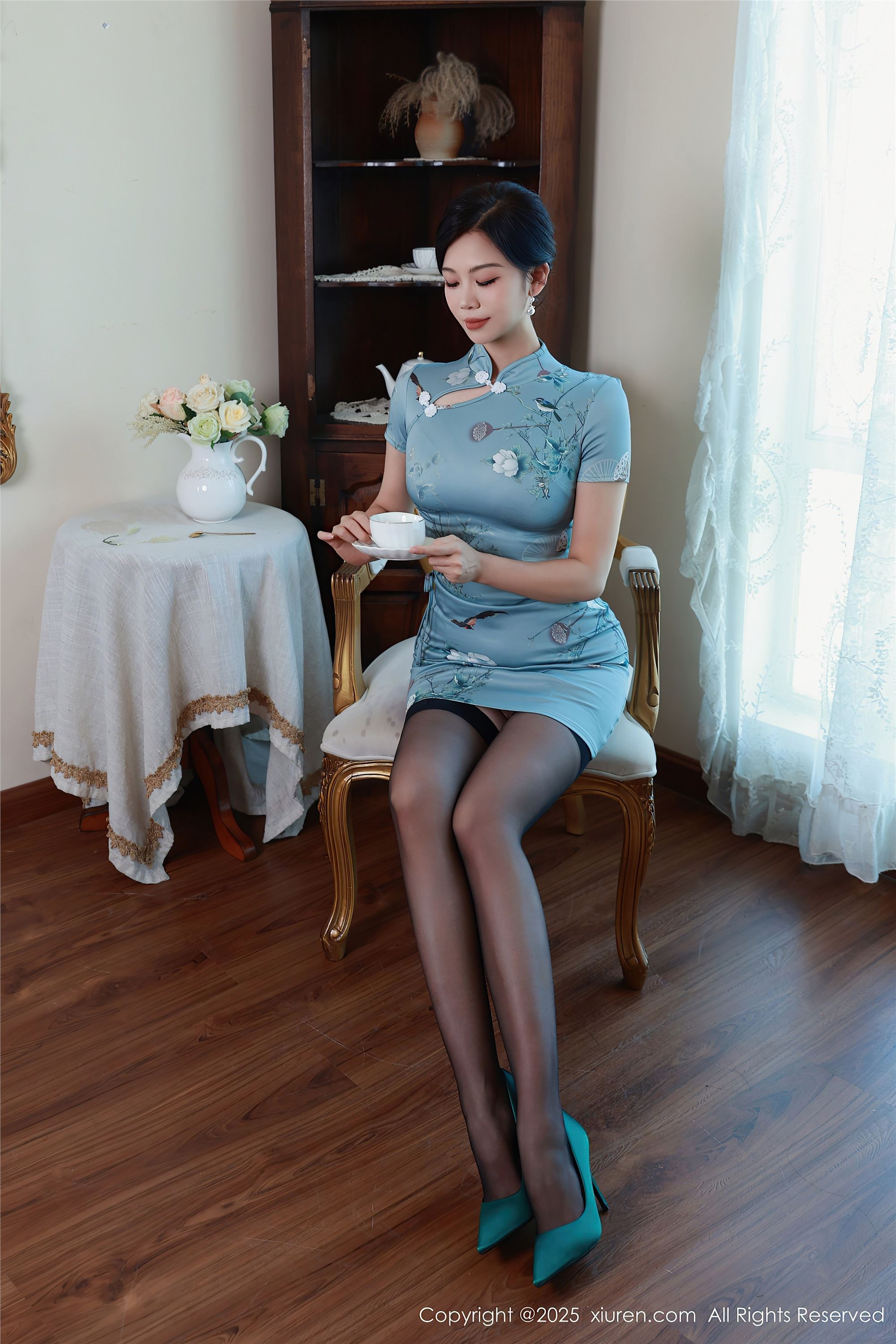 图片[4]-Xiuren秀人网期2025.09.11期N第10753期玫瑰我爱你-套图网