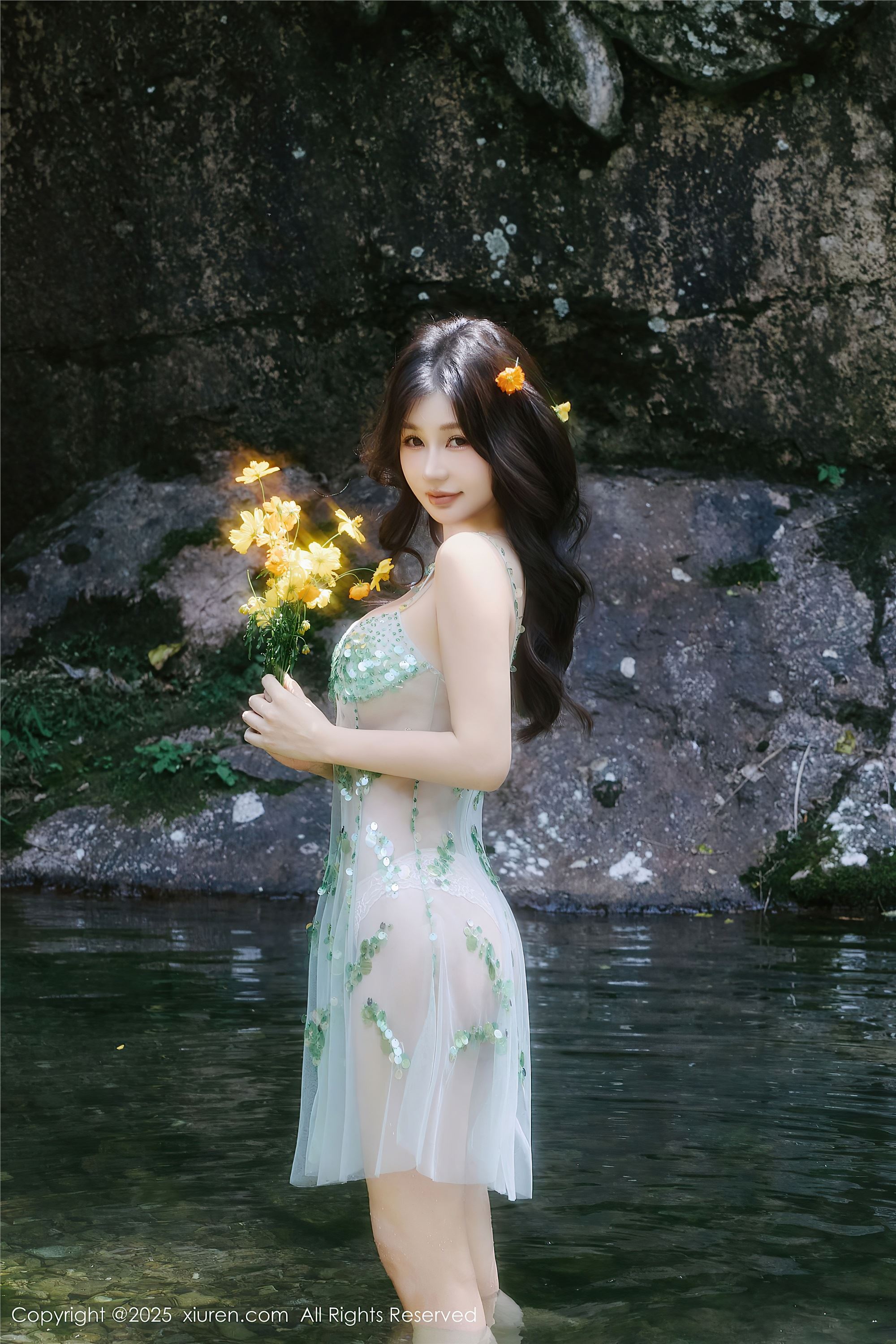 Xiuren秀人网期2025.09.11期N第10756期尹甜甜sunny-套图网