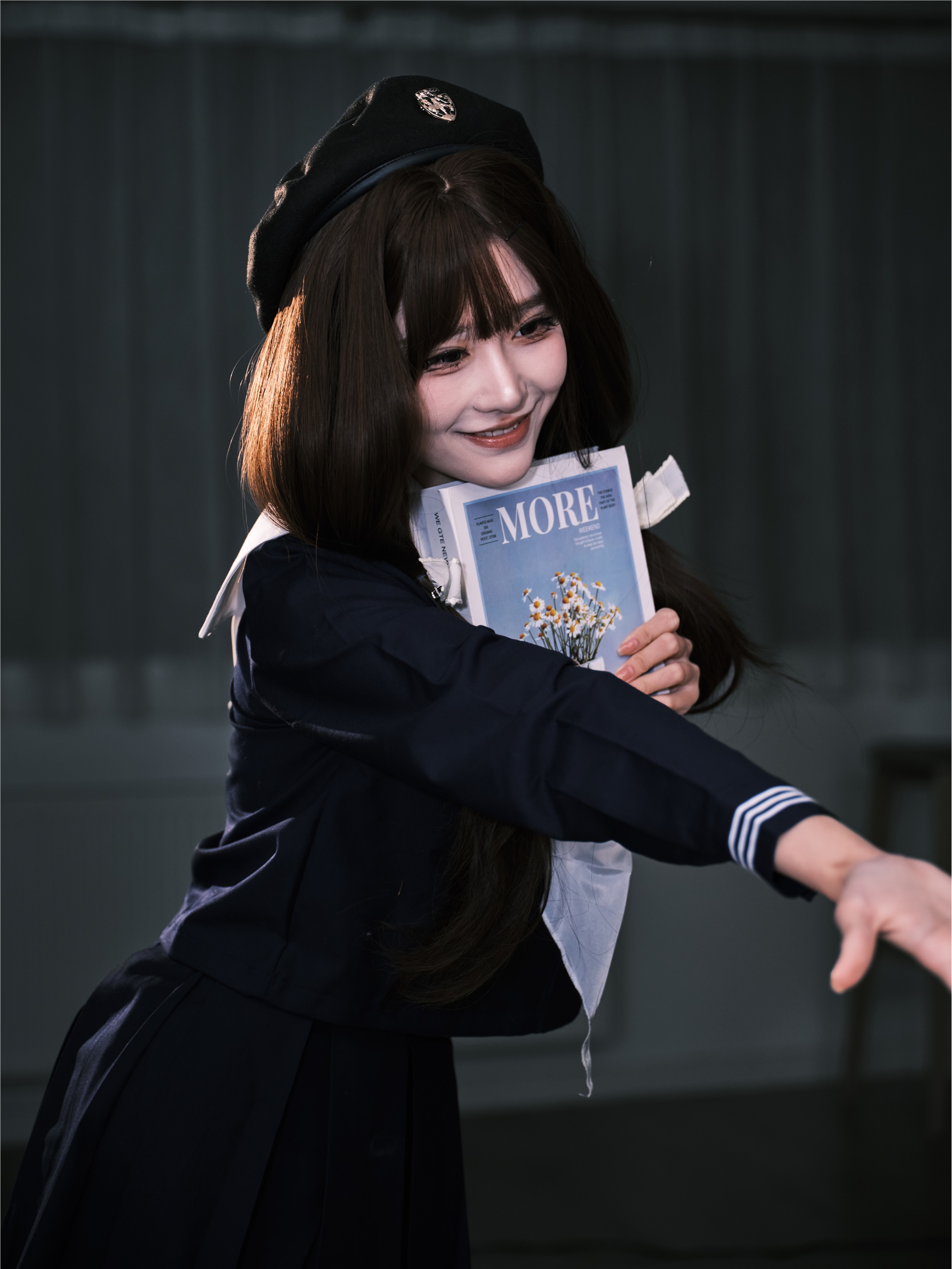 图片[2]-YITUYU艺图语期2025.02.02期女水手的假日期深蓝白丝版期孟程程-套图网