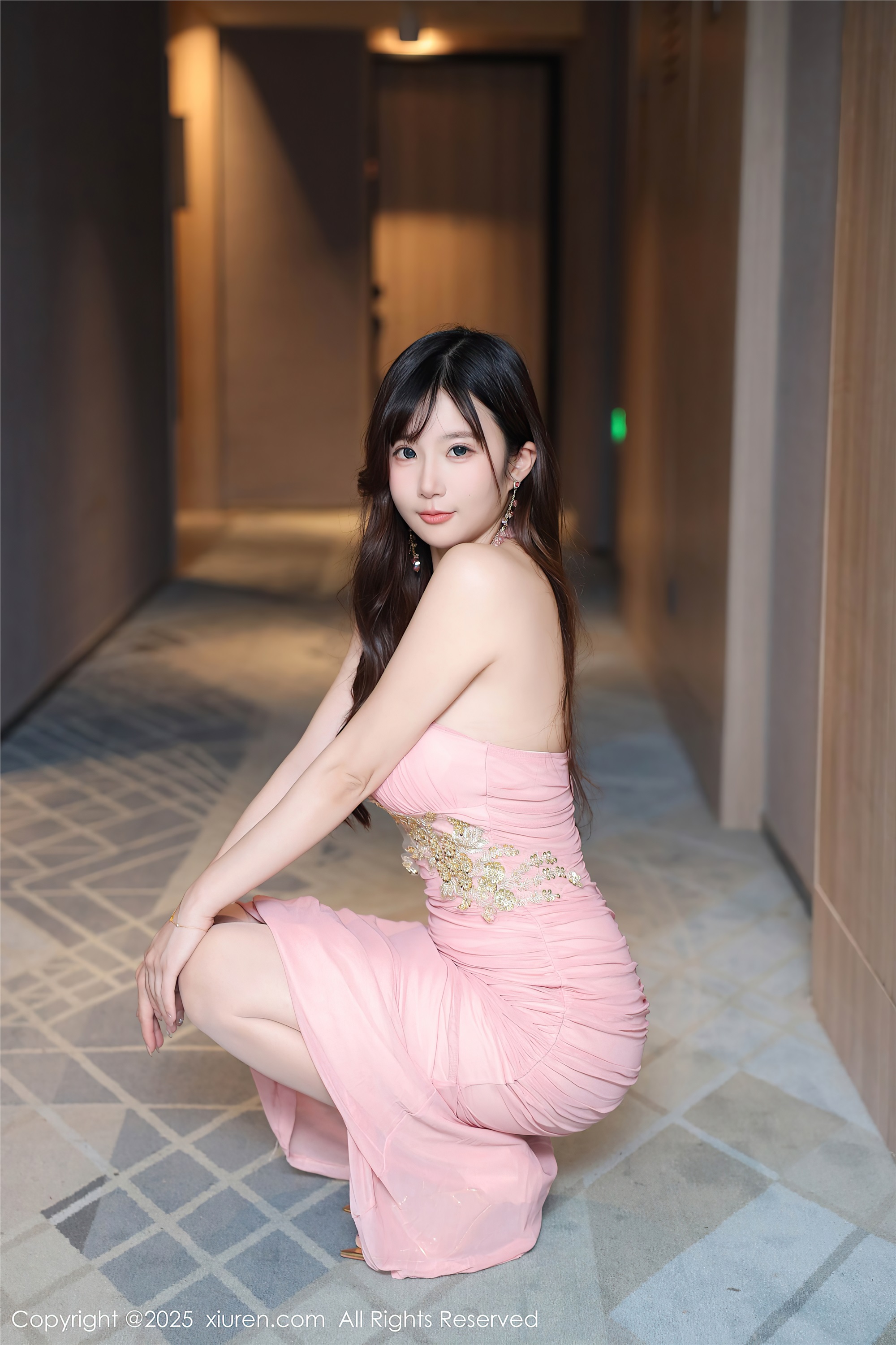 图片[8]-Xiuren秀人网期2025.09.19期N第10786期小肉肉咪-套图网