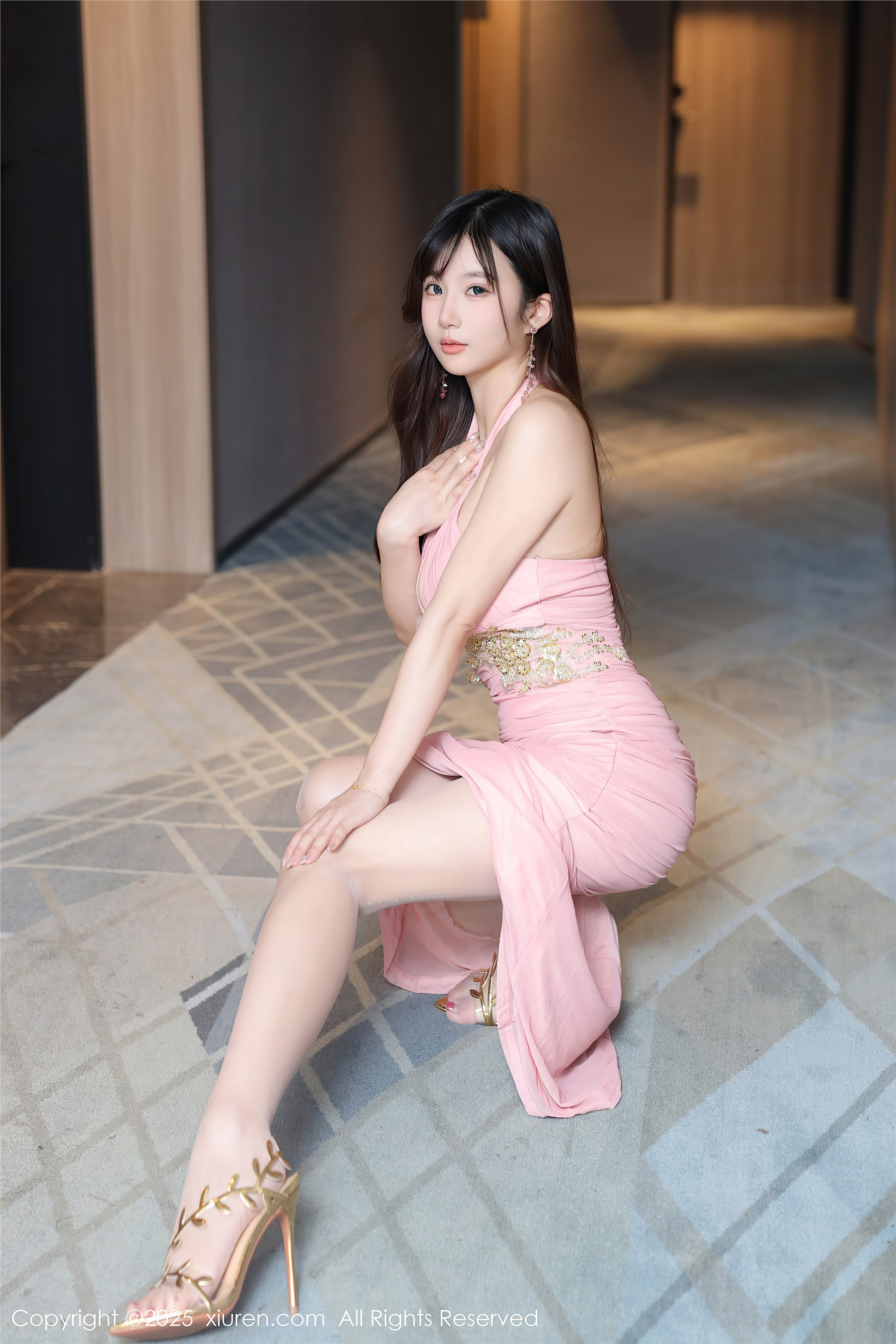 图片[9]-Xiuren秀人网期2025.09.19期N第10786期小肉肉咪-套图网