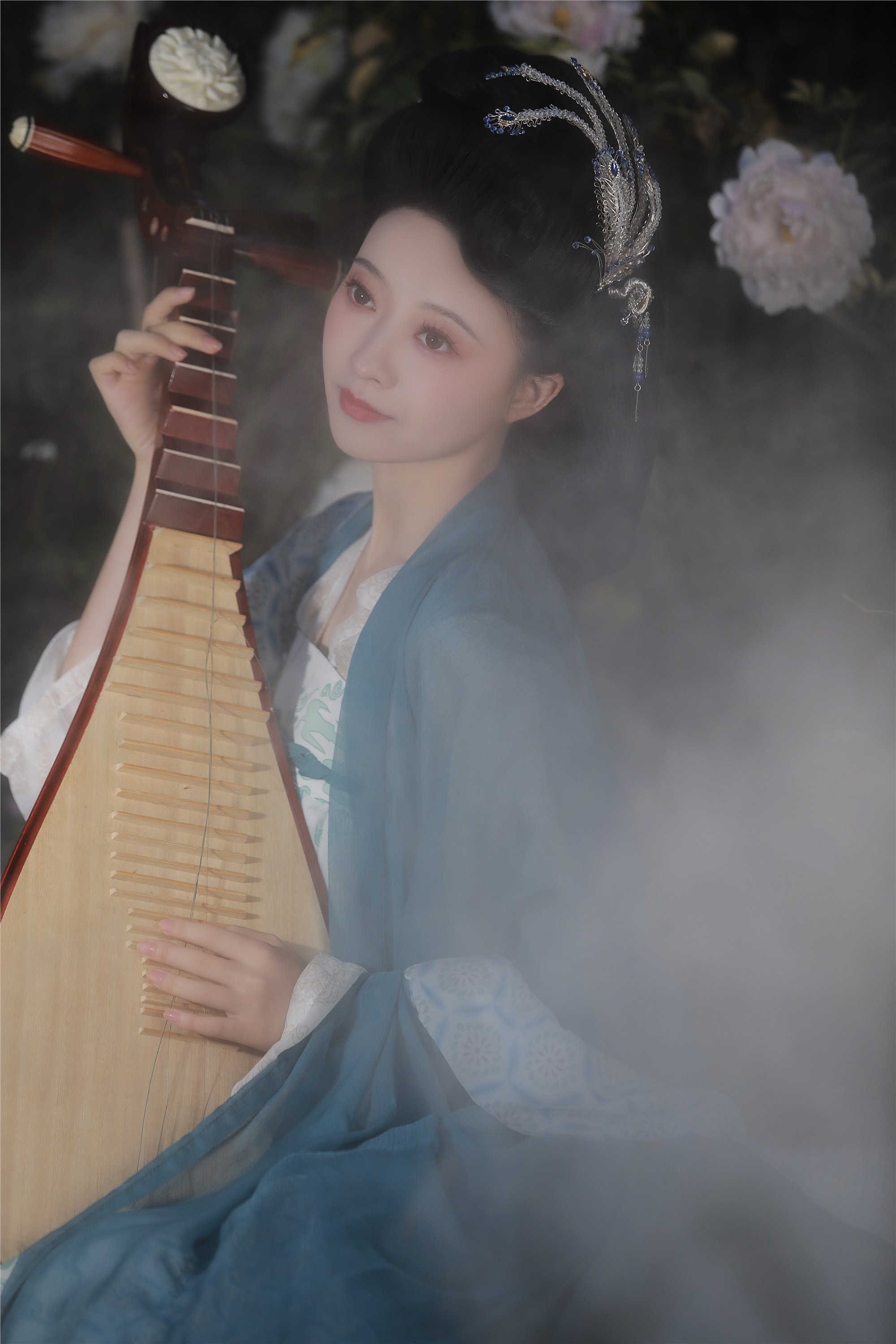 图片[4]-YITUYU艺图语期2025.02.04期芳春柳摇染花香期一固美撇捺-秀人网