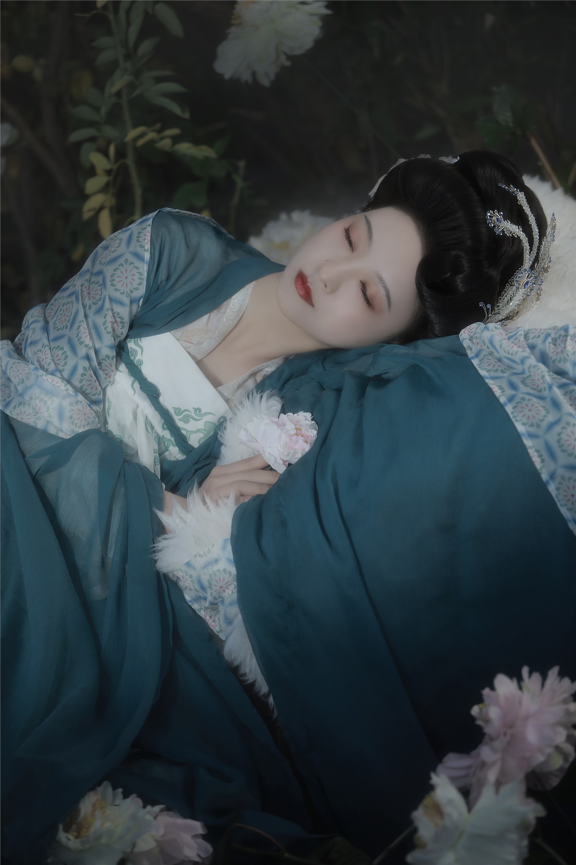 图片[6]-YITUYU艺图语期2025.02.04期芳春柳摇染花香期一固美撇捺-秀人网