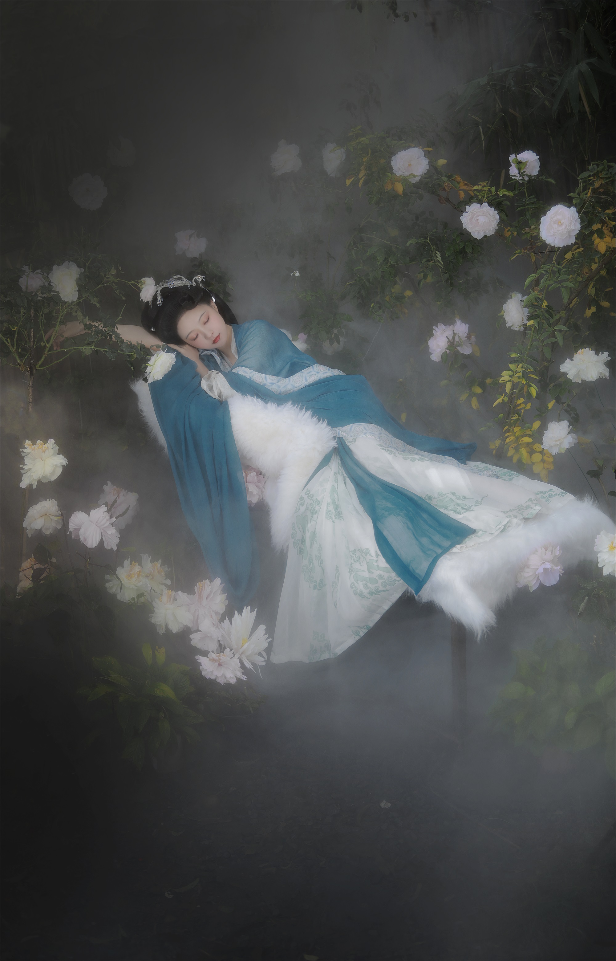 图片[7]-YITUYU艺图语期2025.02.04期芳春柳摇染花香期一固美撇捺-秀人网