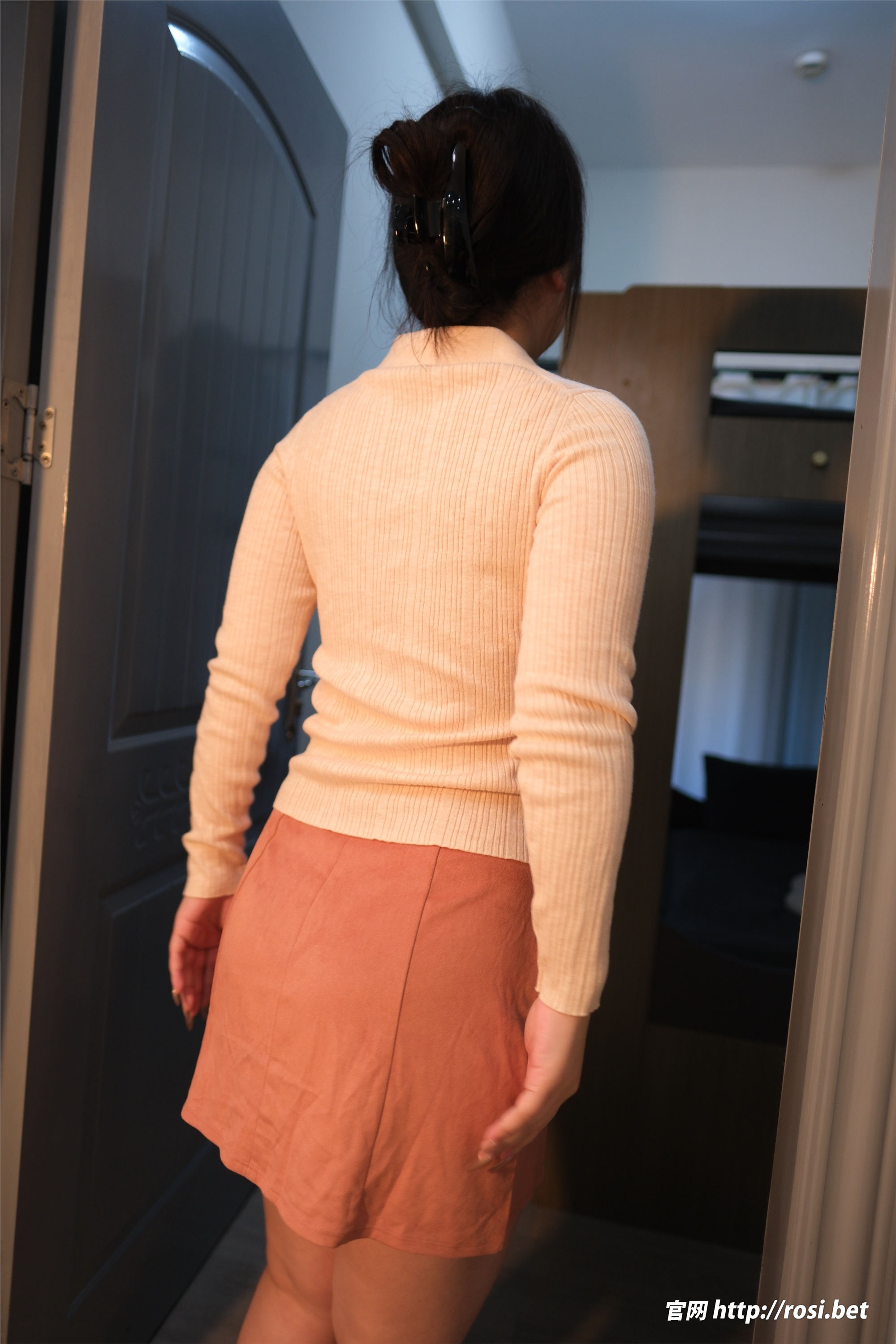 图片[3]-ROSI写真期2025.10.23期N第5071-秀人网