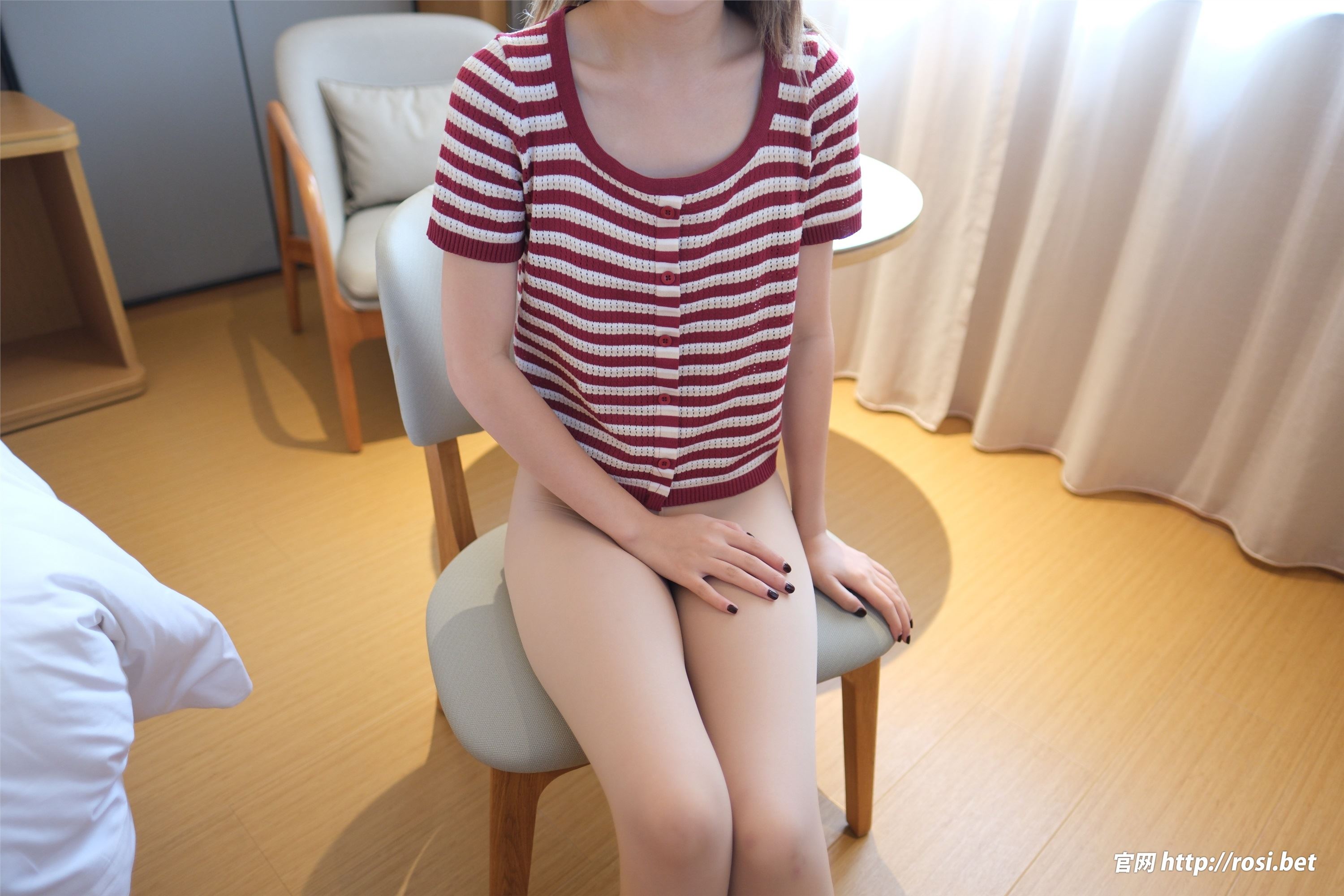 图片[3]-ROSI写真期2025.10.24期N第5072-秀人网