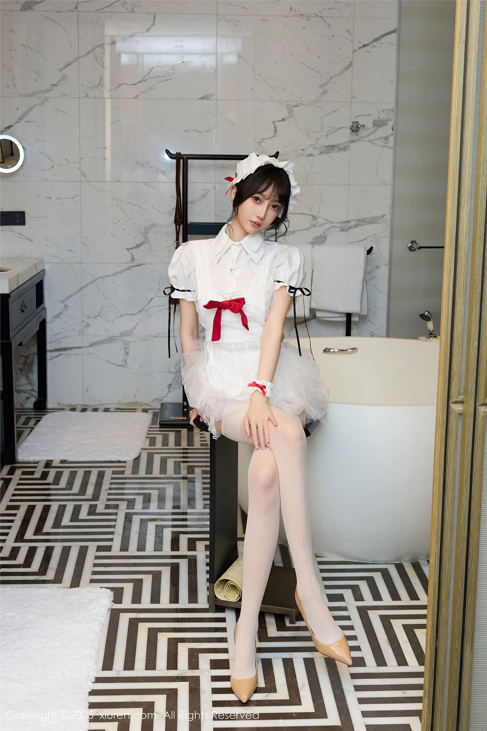 图片[2]-Xiuren秀人网期2025.09.29期N第10827期玥儿玥er-套图网