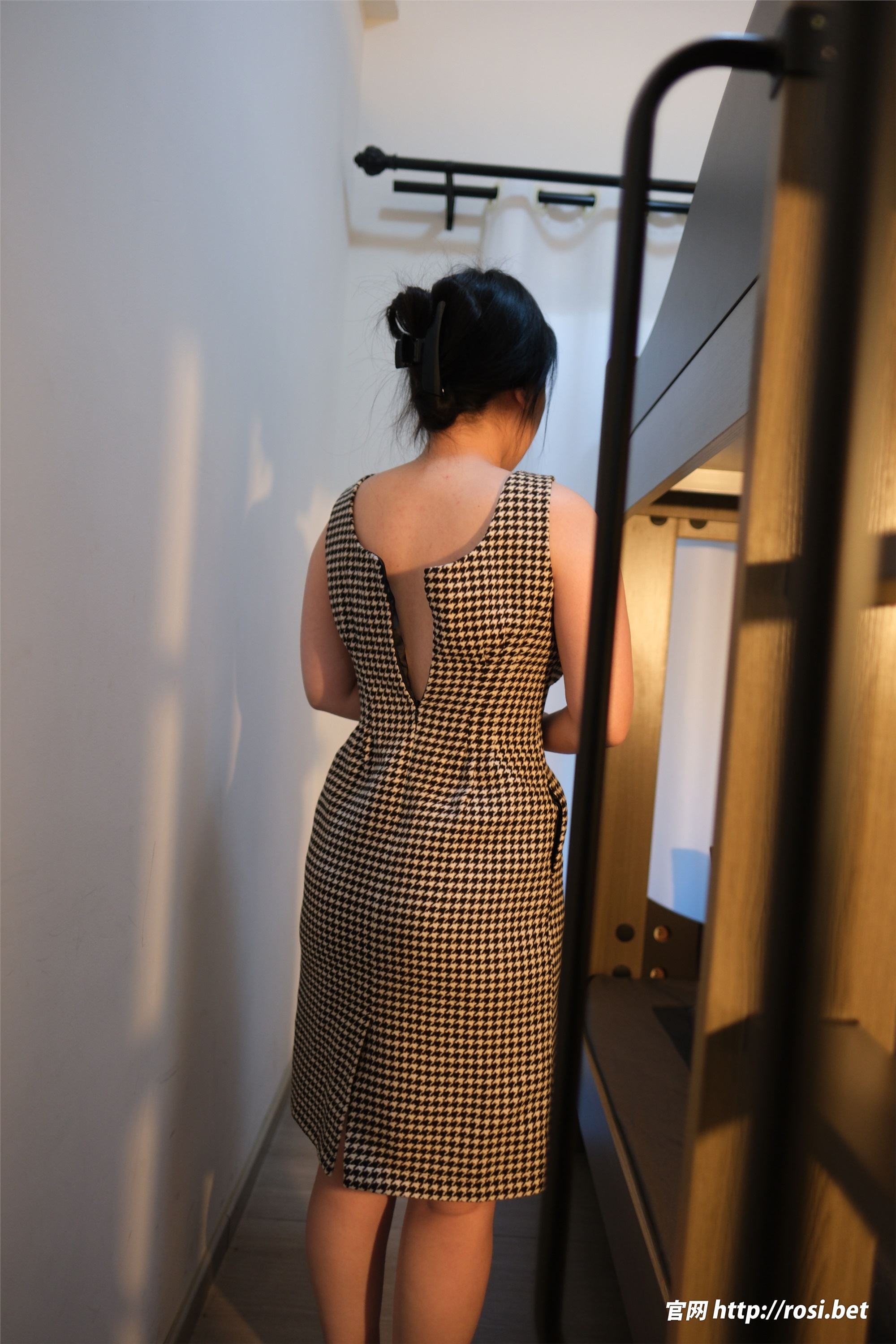 ROSI写真期2025.11.04期N第5083-秀人网