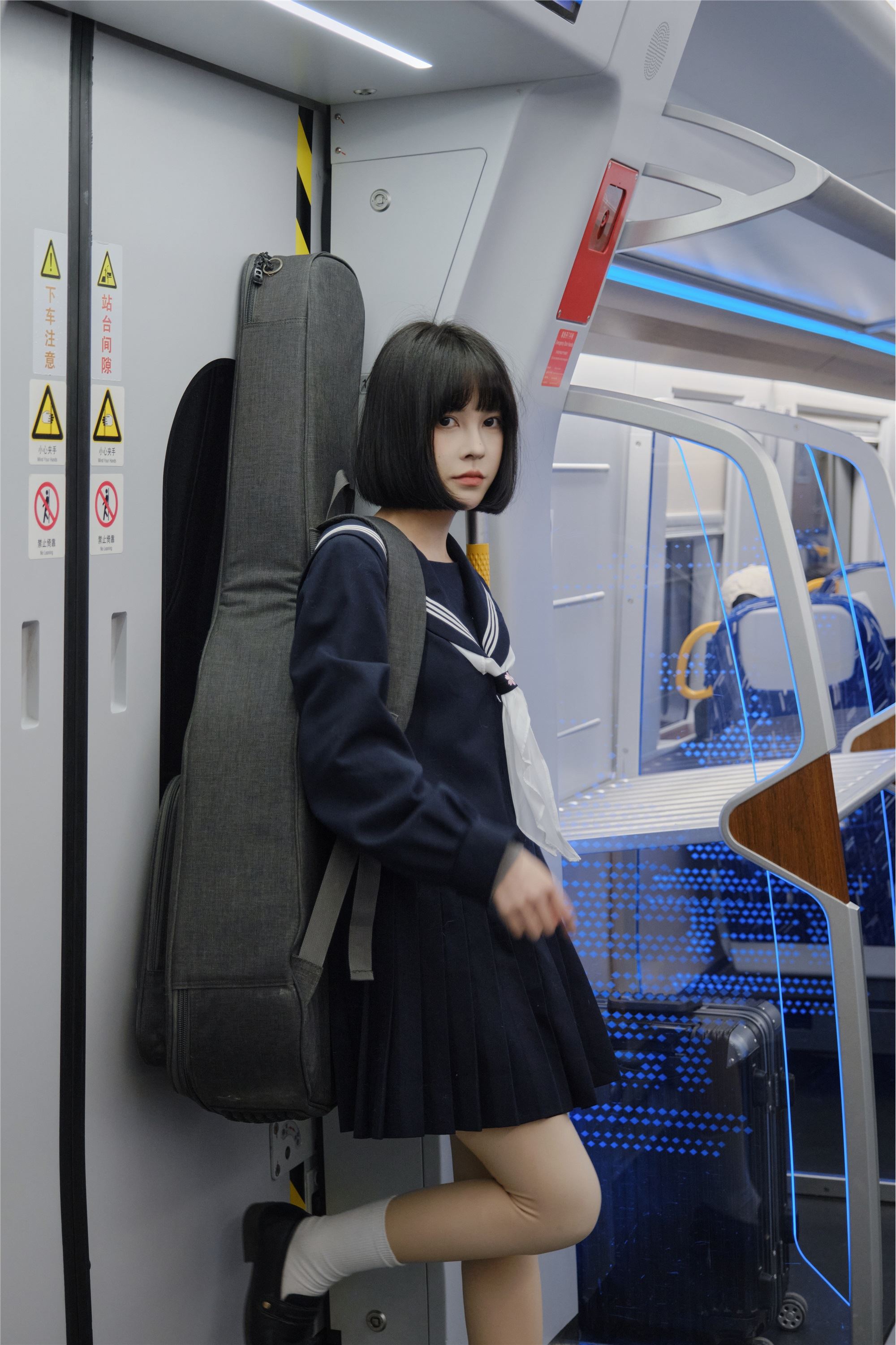 图片[2]-YITUYU艺图语期2025.02.07期列车jk期悲伤薯条555-套图网