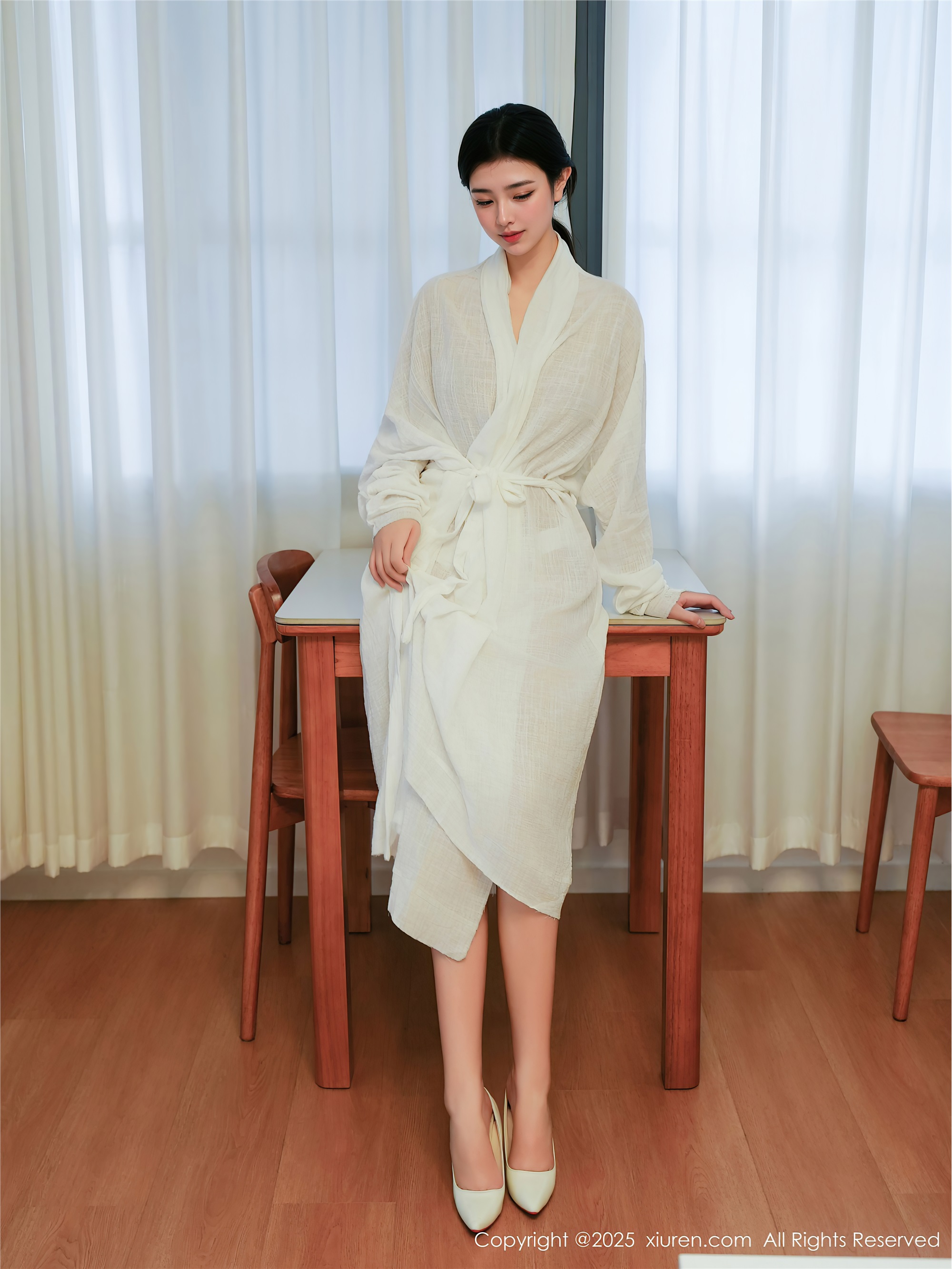 图片[4]-Xiuren秀人网期2025.10.29期N第10920期林悦溪儿-套图网