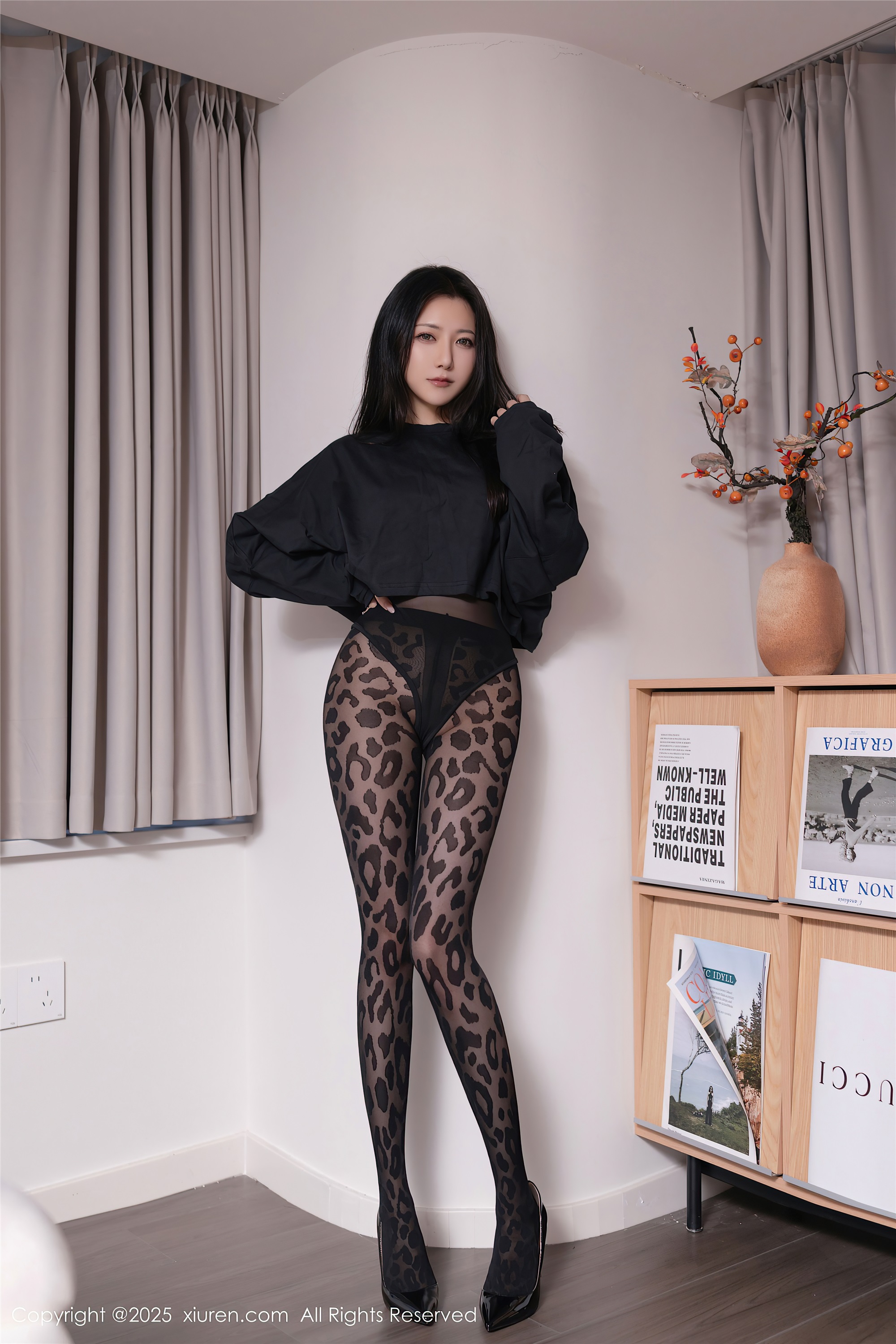 图片[2]-Xiuren秀人网期2025.10.31期N第10938期鱼子酱Fish-套图网