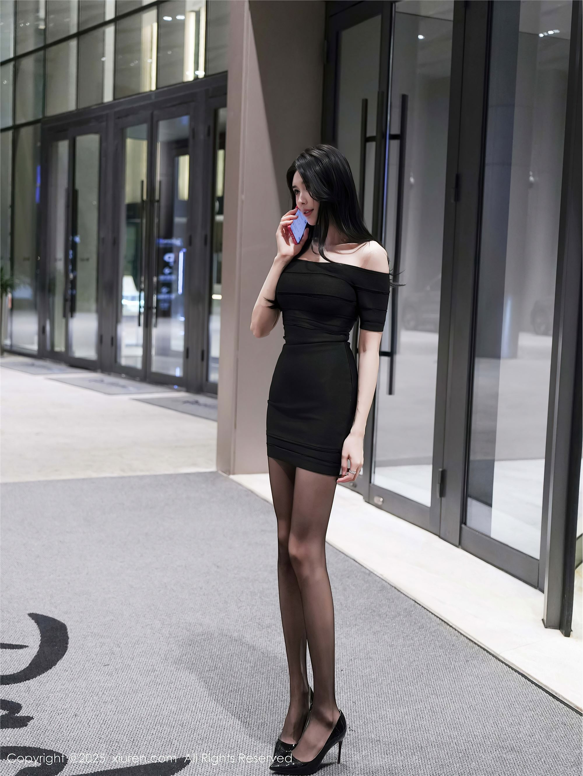 Xiuren秀人网期2025.11.04期N第10942期椰汁糯米姬-套图网