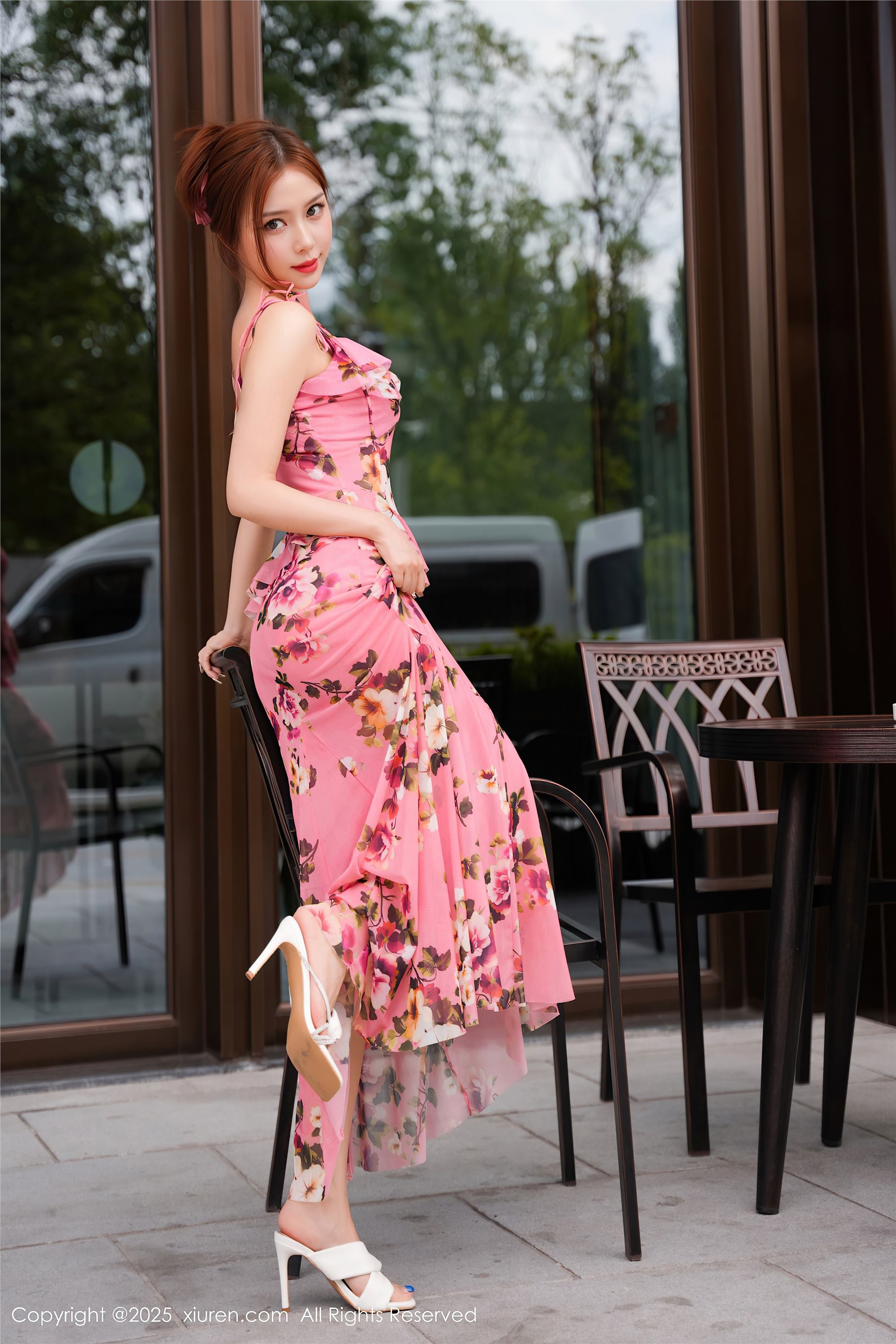 图片[4]-Xiuren秀人网期2025.11.06期N第10954期白芷yy-套图网