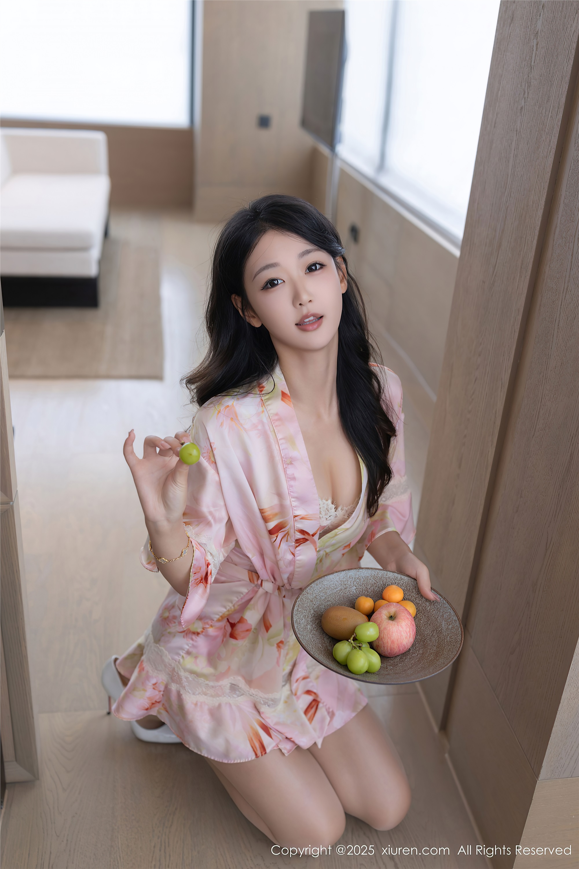 图片[4]-Xiuren秀人网期2025.11.10期N第10970期唐安琪-套图网