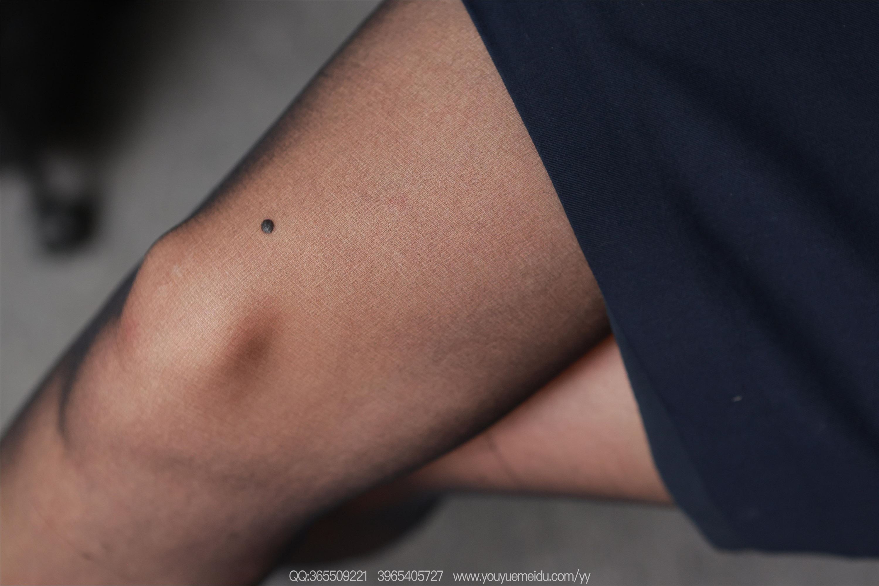 图片[5]-IESS异思趣向期期2025.09.21期丝享家期2163期婉萍《OL的潜规则》-套图网