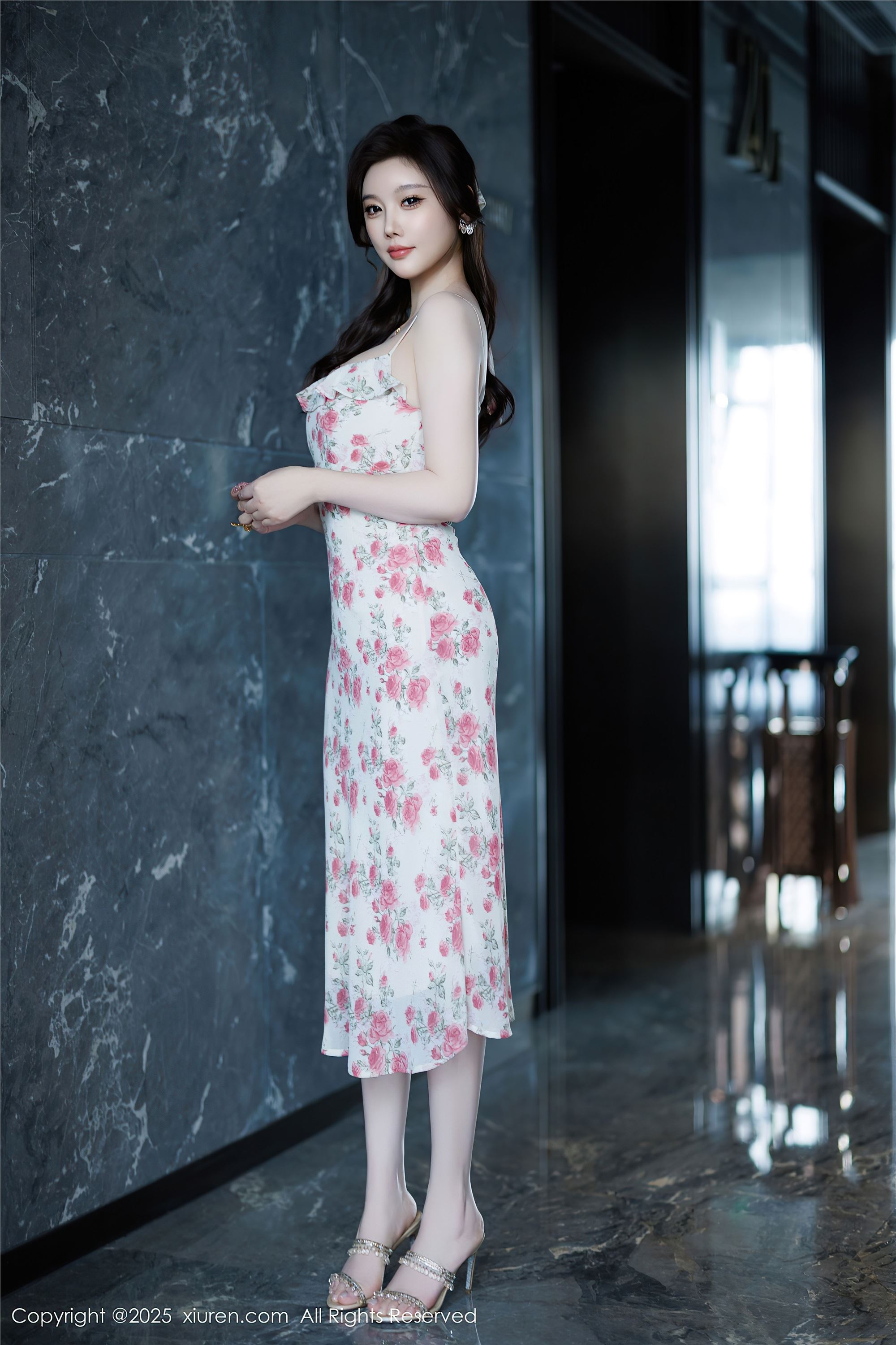 Xiuren秀人网期2025.11.12期N第10977期CHENCHEN-秀人网