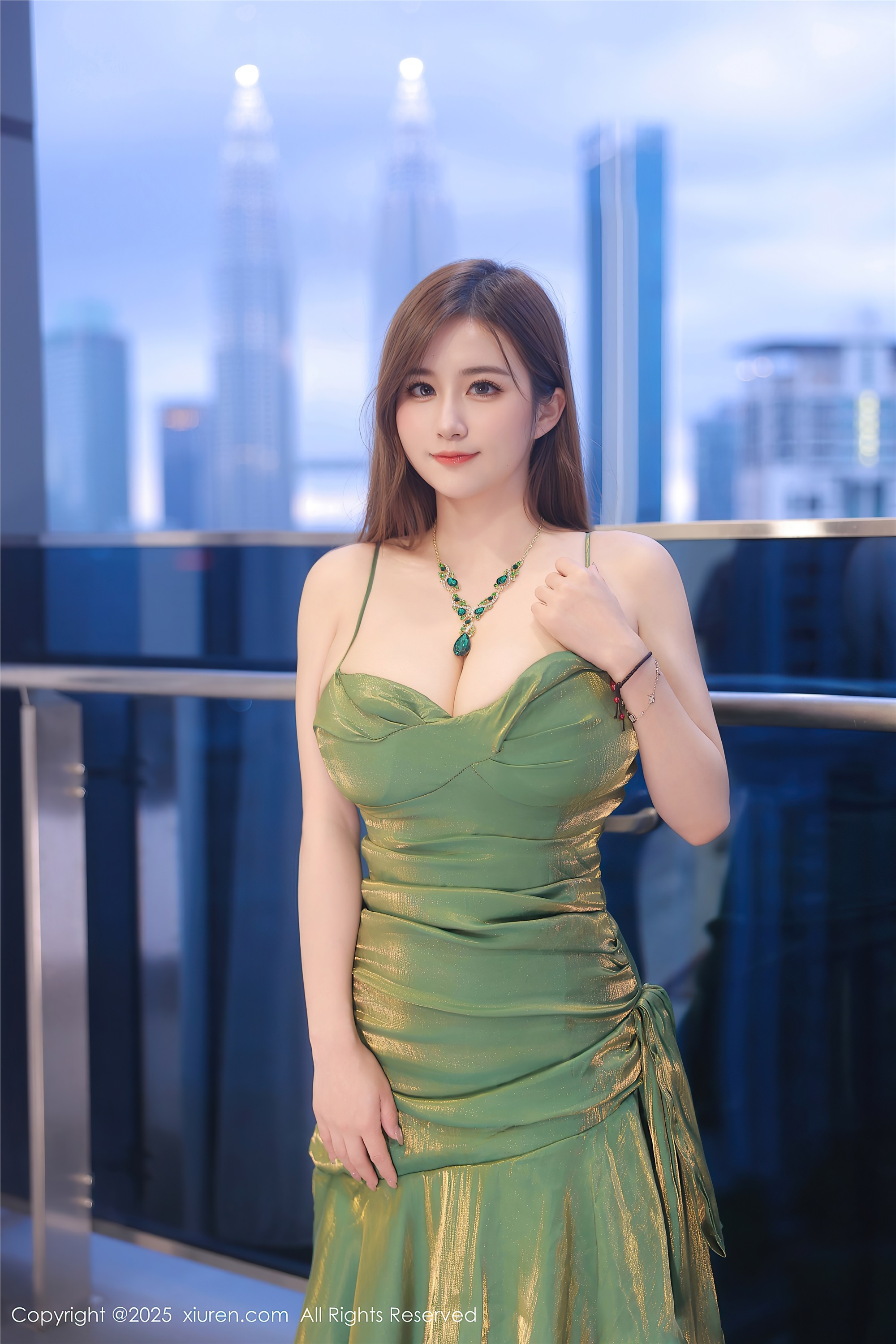 Xiuren秀人网期2025.04.18期N第10169期小肉肉咪-秀人网