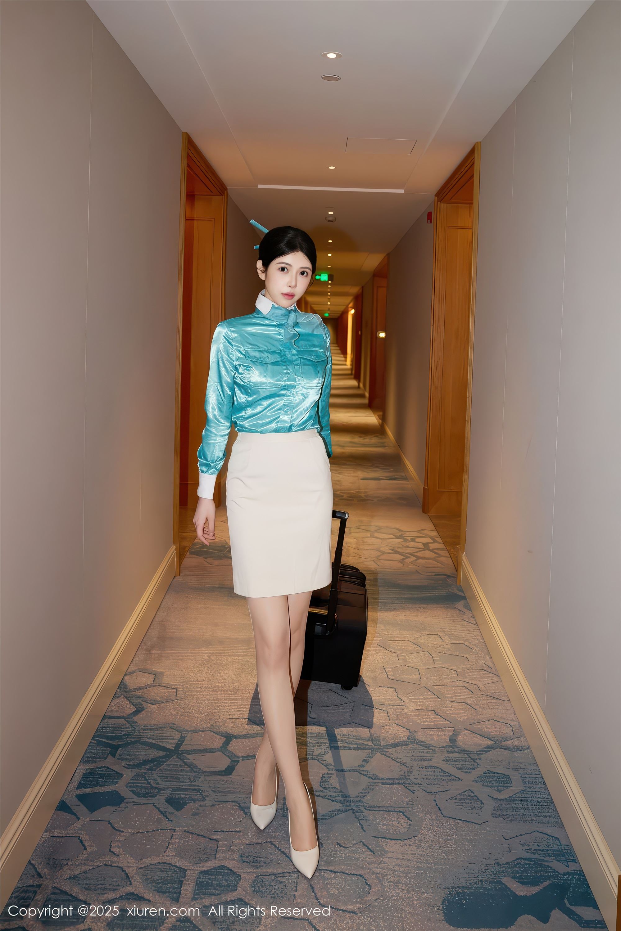 图片[7]-Xiuren秀人网期2025.11.18期N第10998期方蕾蕾-套图网