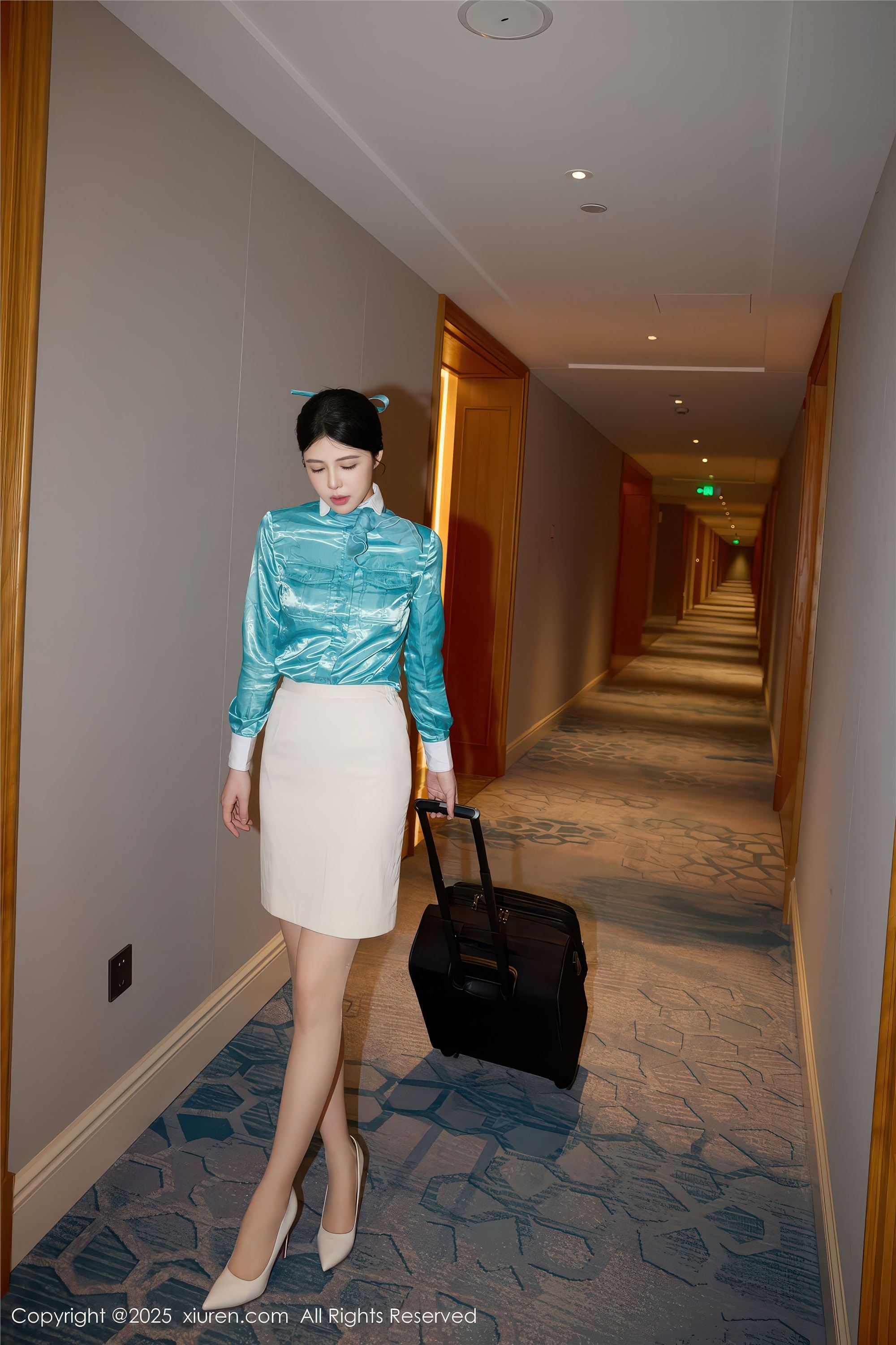 图片[8]-Xiuren秀人网期2025.11.18期N第10998期方蕾蕾-套图网