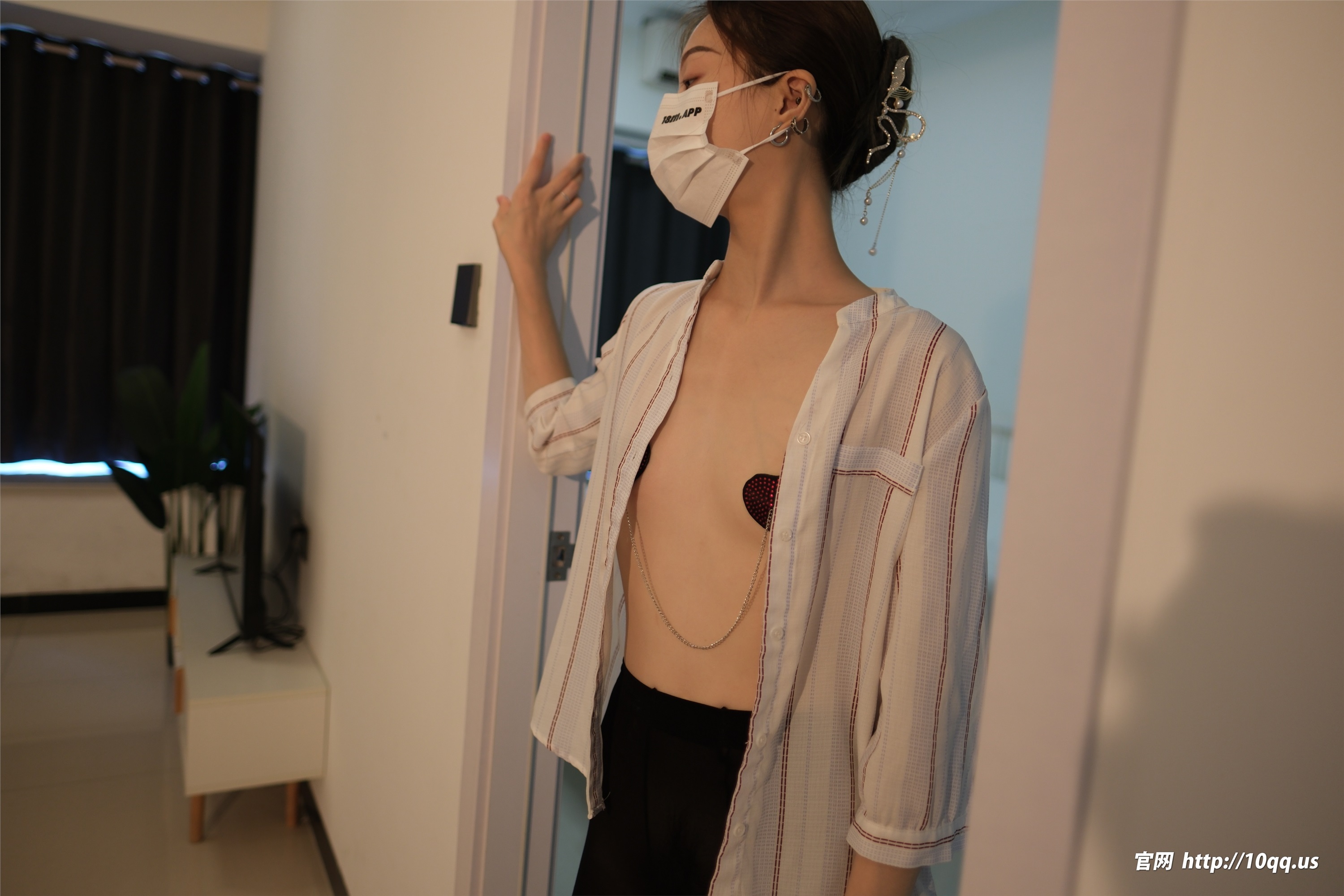 图片[3]-ROSI写真期口罩系列期2025.01.04期N第3128-秀人网