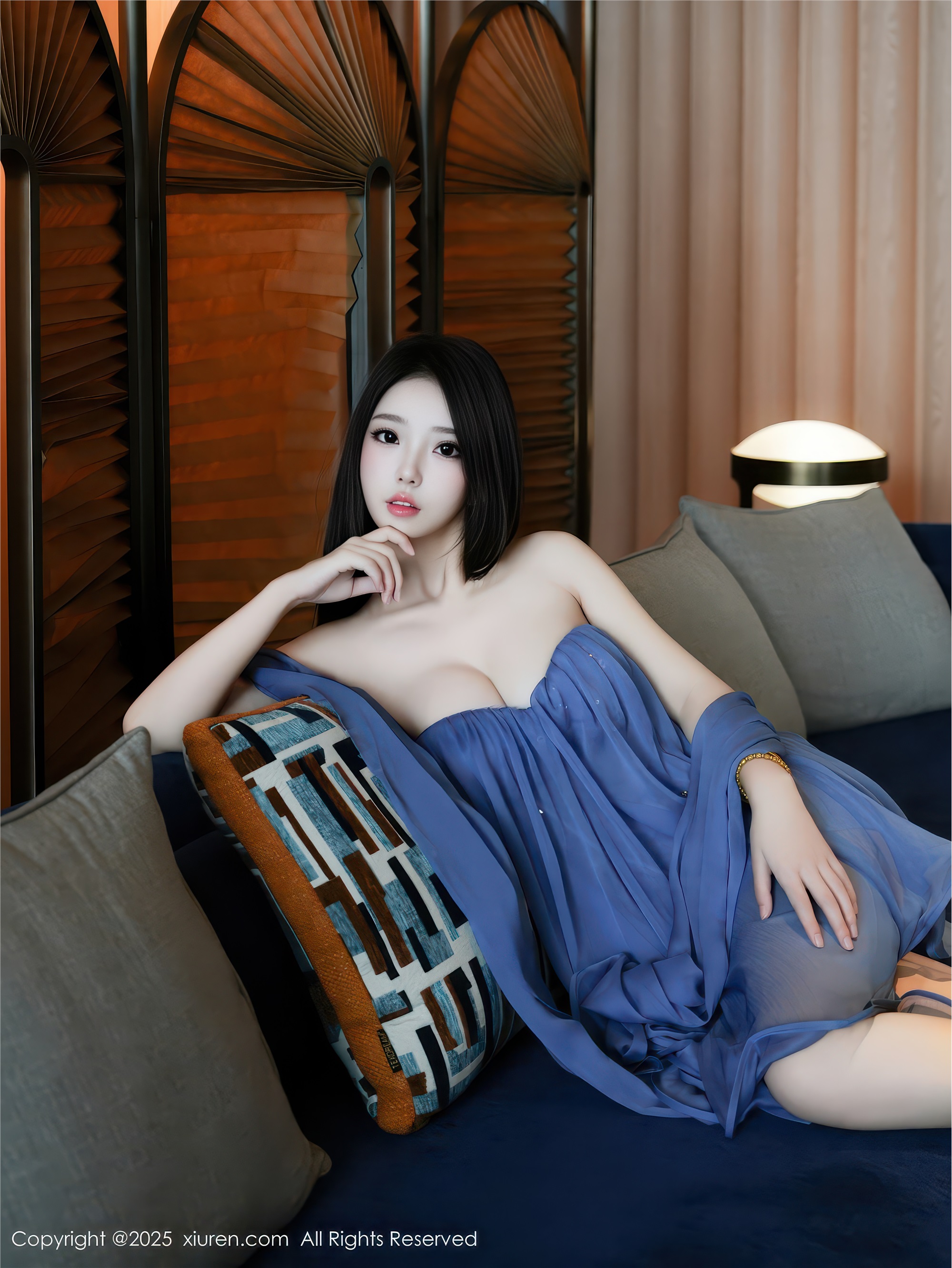 图片[7]-Xiuren秀人网期2025.11.14期N第10988期烧烧小桃-套图网