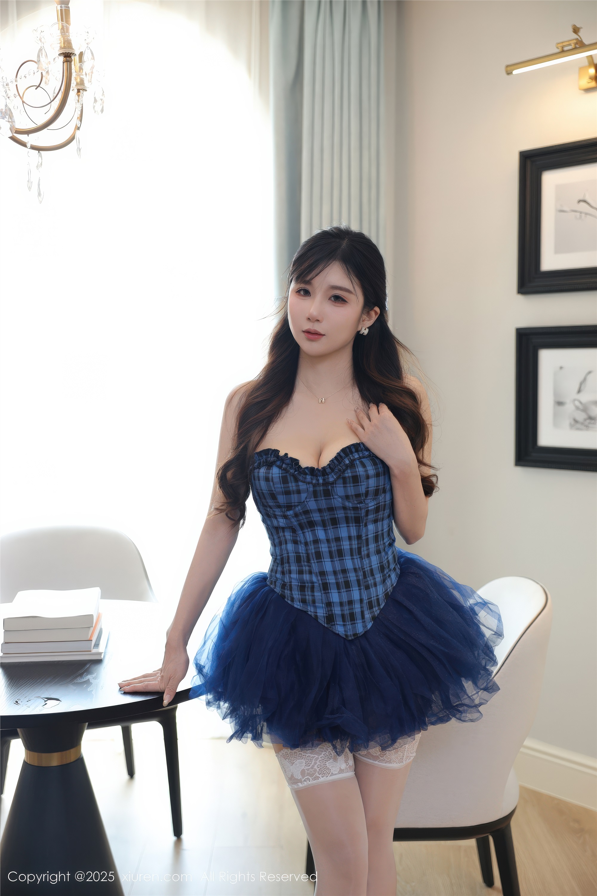 Xiuren秀人网期2025.11.14期N第10990期小肉肉咪-套图网