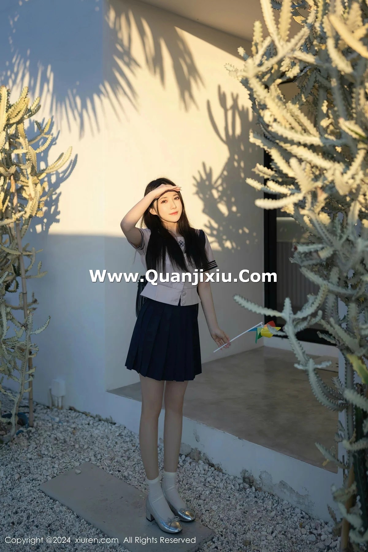 [XiuRen秀人网]第8244期鱼子酱写真 photo 1-4